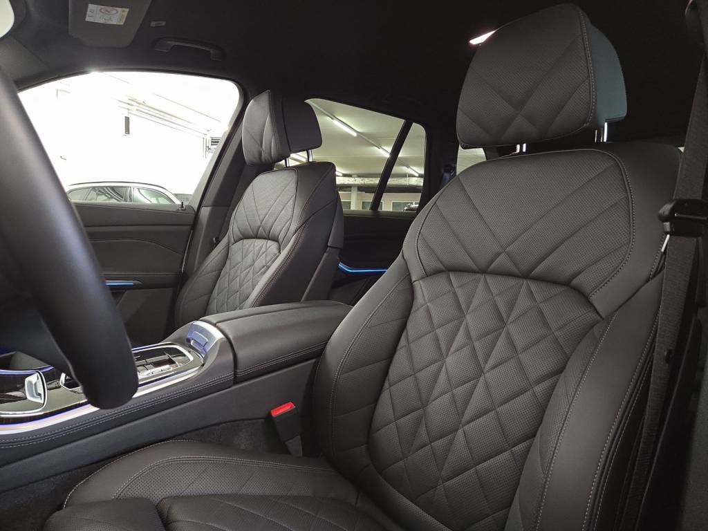 BMW X5 xDrive 48V 30d M Sport Steptronic-image-10