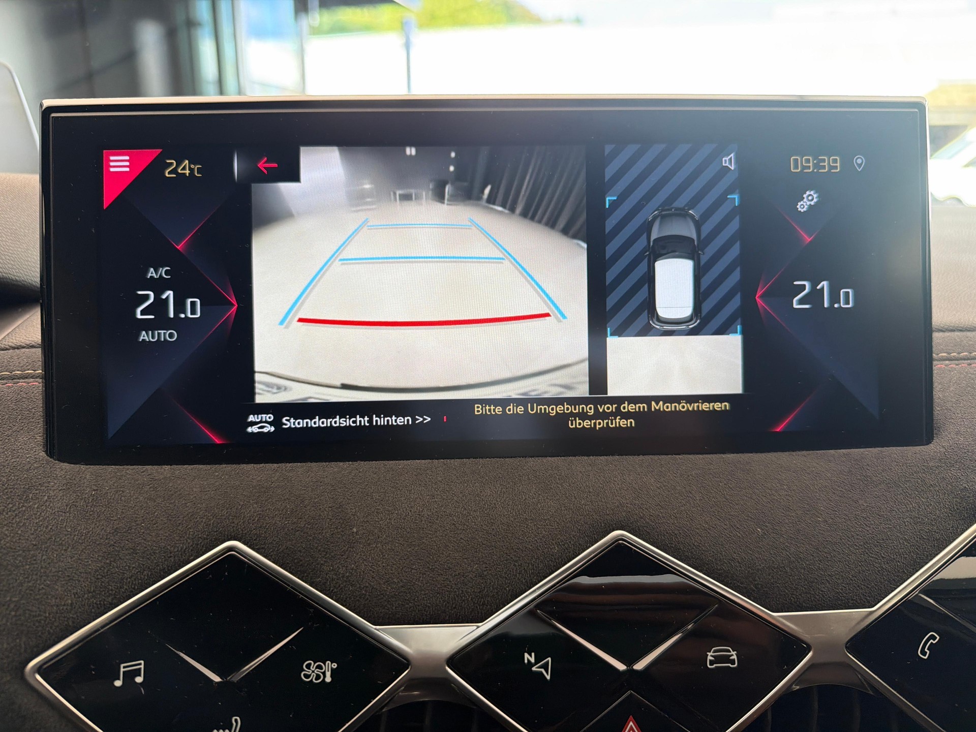 DS AUTOMOBILES 3 Crossback 1.2 PureTech 130 Performance Line-image-17