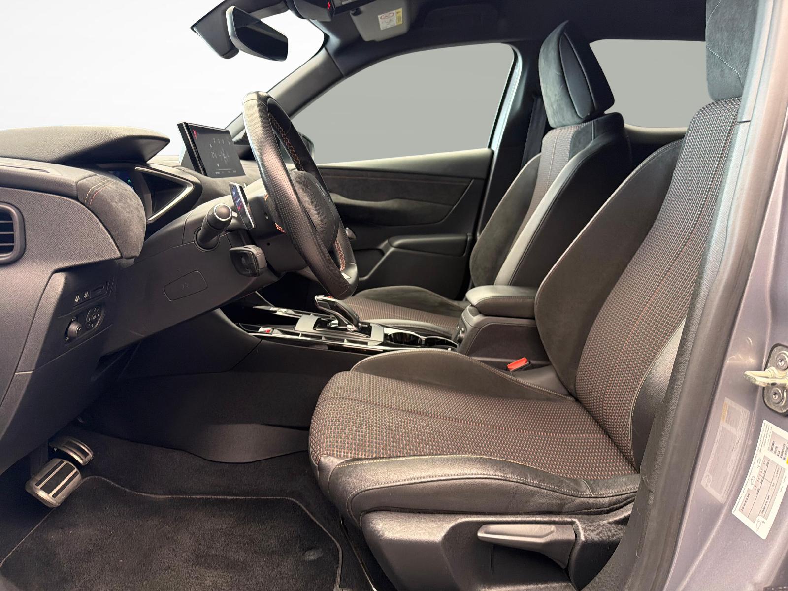 DS AUTOMOBILES 3 Crossback 1.2 PureTech 130 Performance Line-image-9