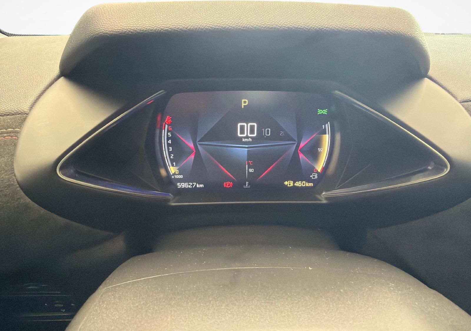 DS AUTOMOBILES 3 Crossback 1.2 PureTech 130 Performance Line-image-12