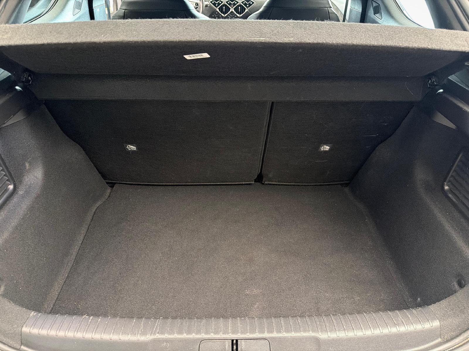 DS AUTOMOBILES 3 Crossback 1.2 PureTech 130 Performance Line-image-11