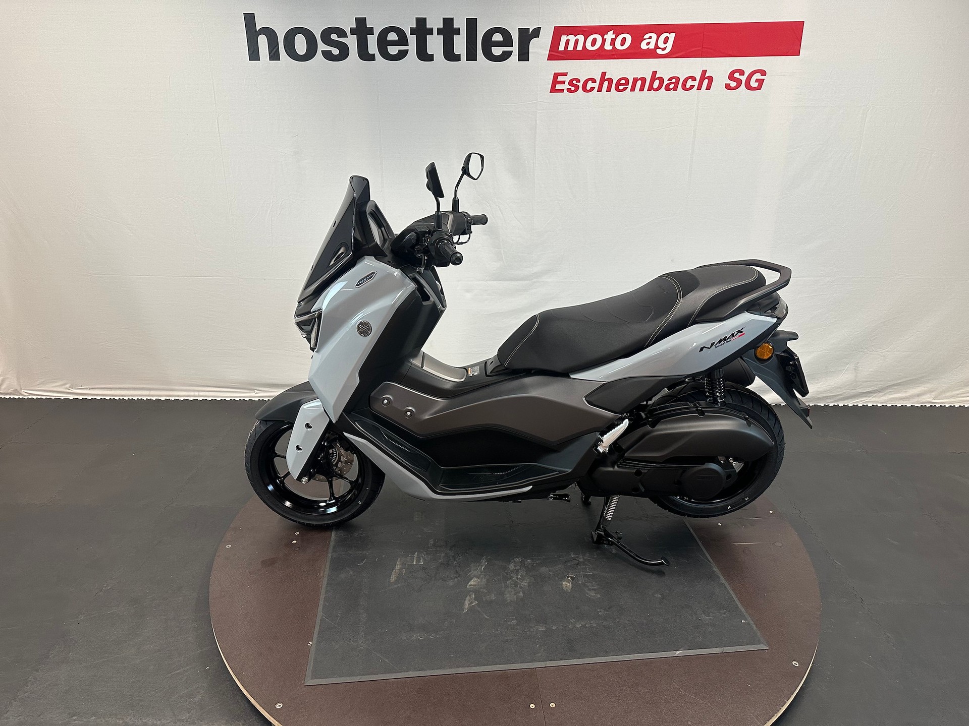 YAMAHA NMAX 125 Tech MAX-showroom-element-3