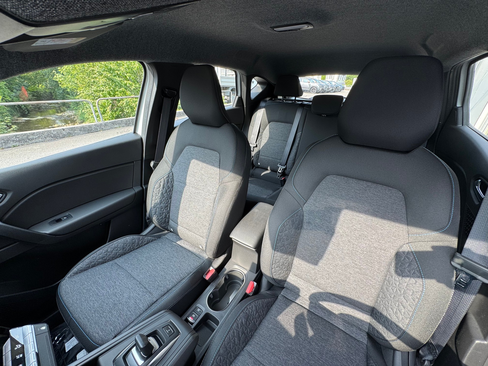 RENAULT Captur 1.8 E-Tech 160 Evolution DHT-image-14