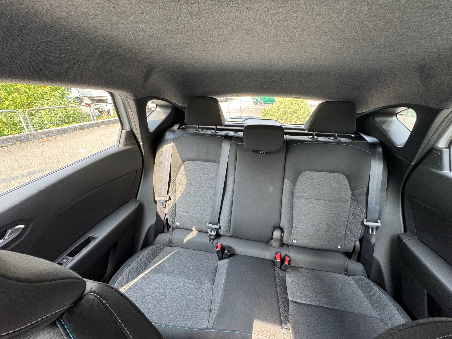RENAULT Captur 1.8 E-Tech 160 Evolution DHT-image-15