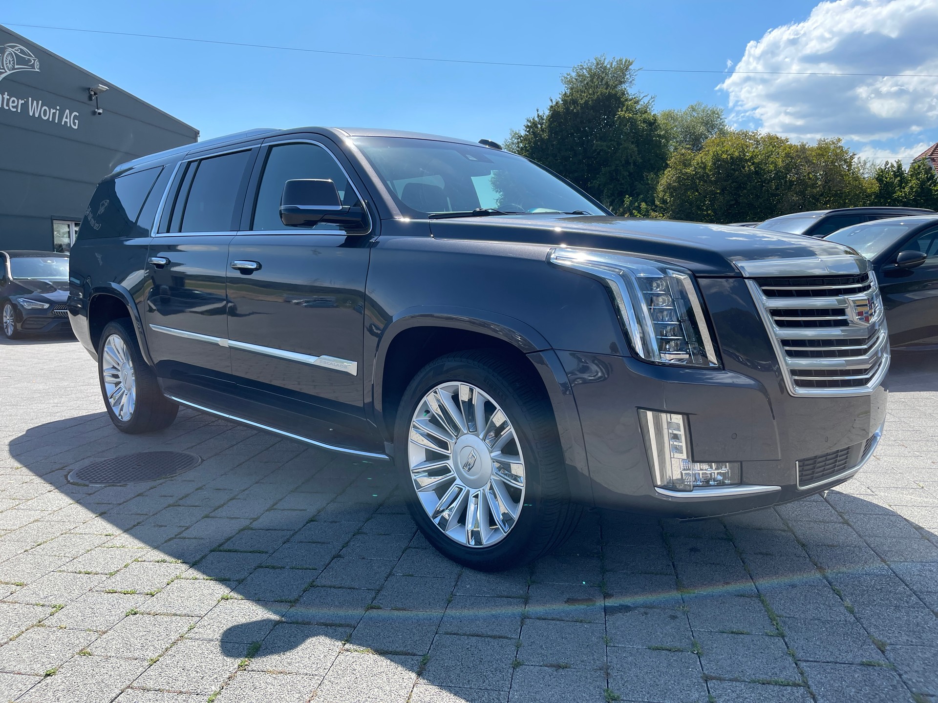 CADILLAC Escalade 6.2 Platinum Automatic*8 Plätze-image-4