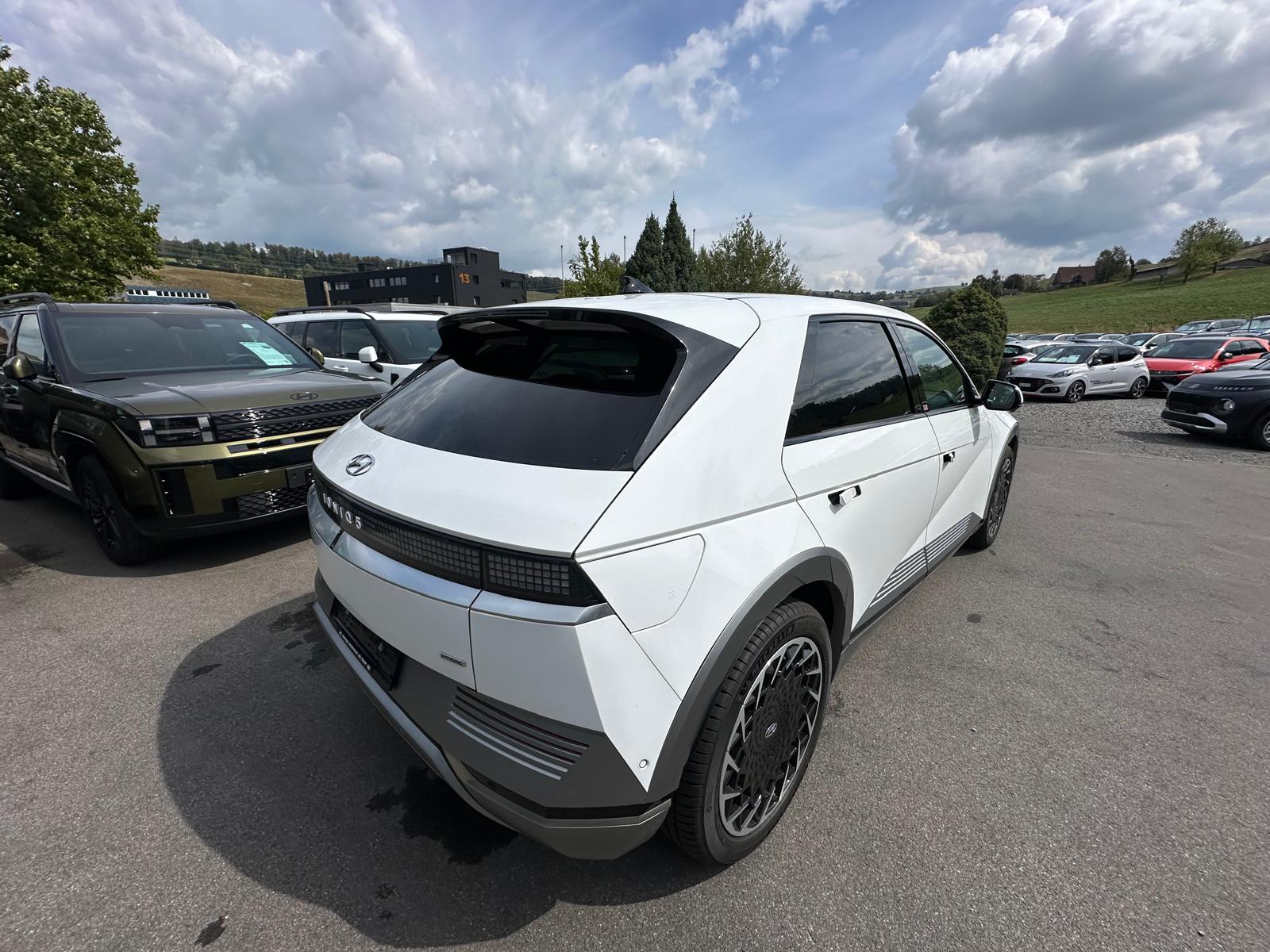 HYUNDAI Ioniq 5 72kWh First Edition 4WD-image-7