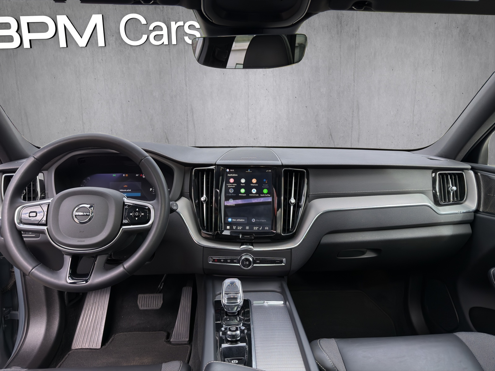 VOLVO XC60 2.0 T6 TE Ultimate Dark eAWD-image-11
