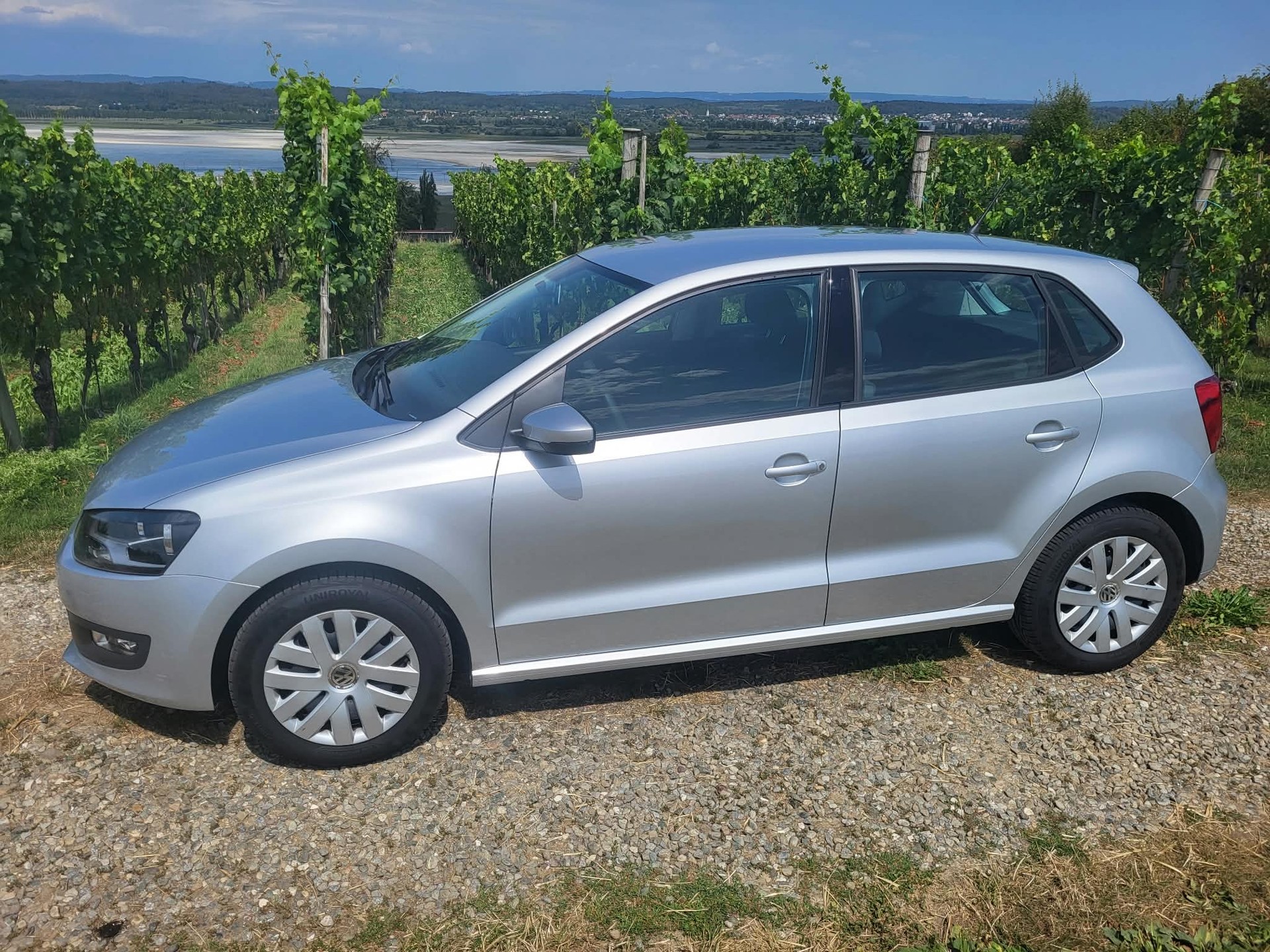 VW Polo 1.4 16V Trendline-image-1