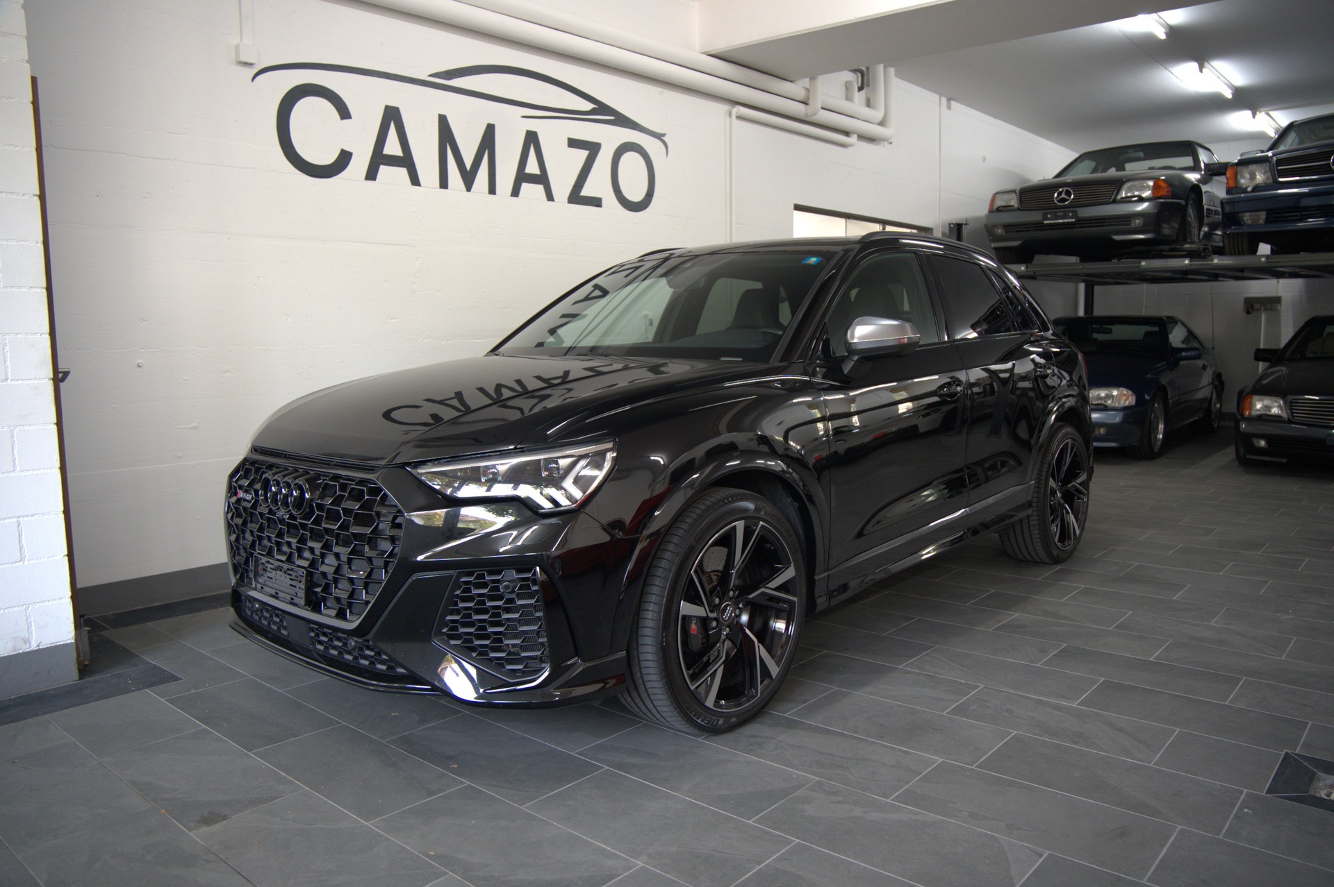 AUDI RS Q3 2.5 TFSI quattro S tronic-image-11