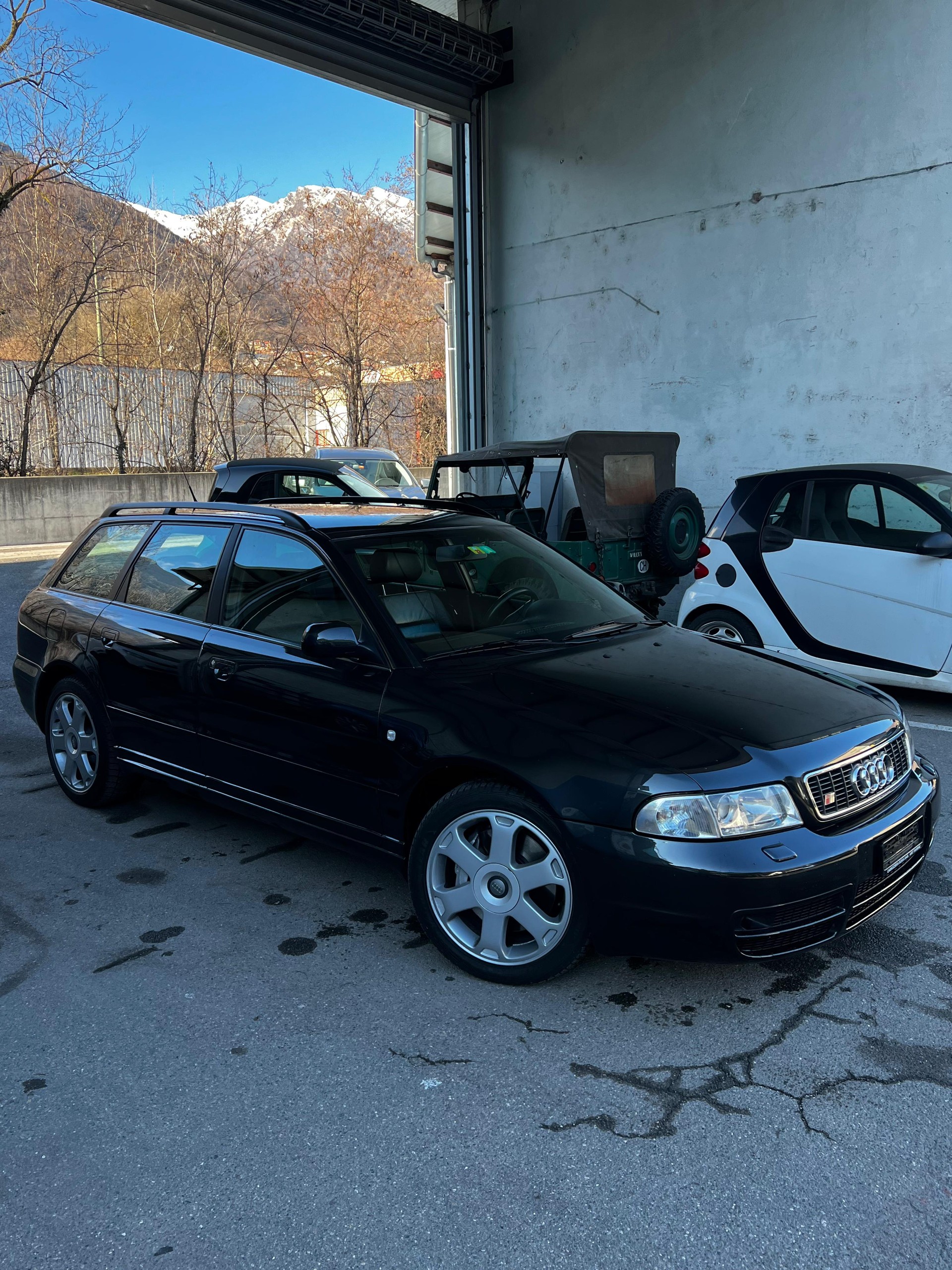 AUDI 2.7 V6 Biturbo quattro-image-0