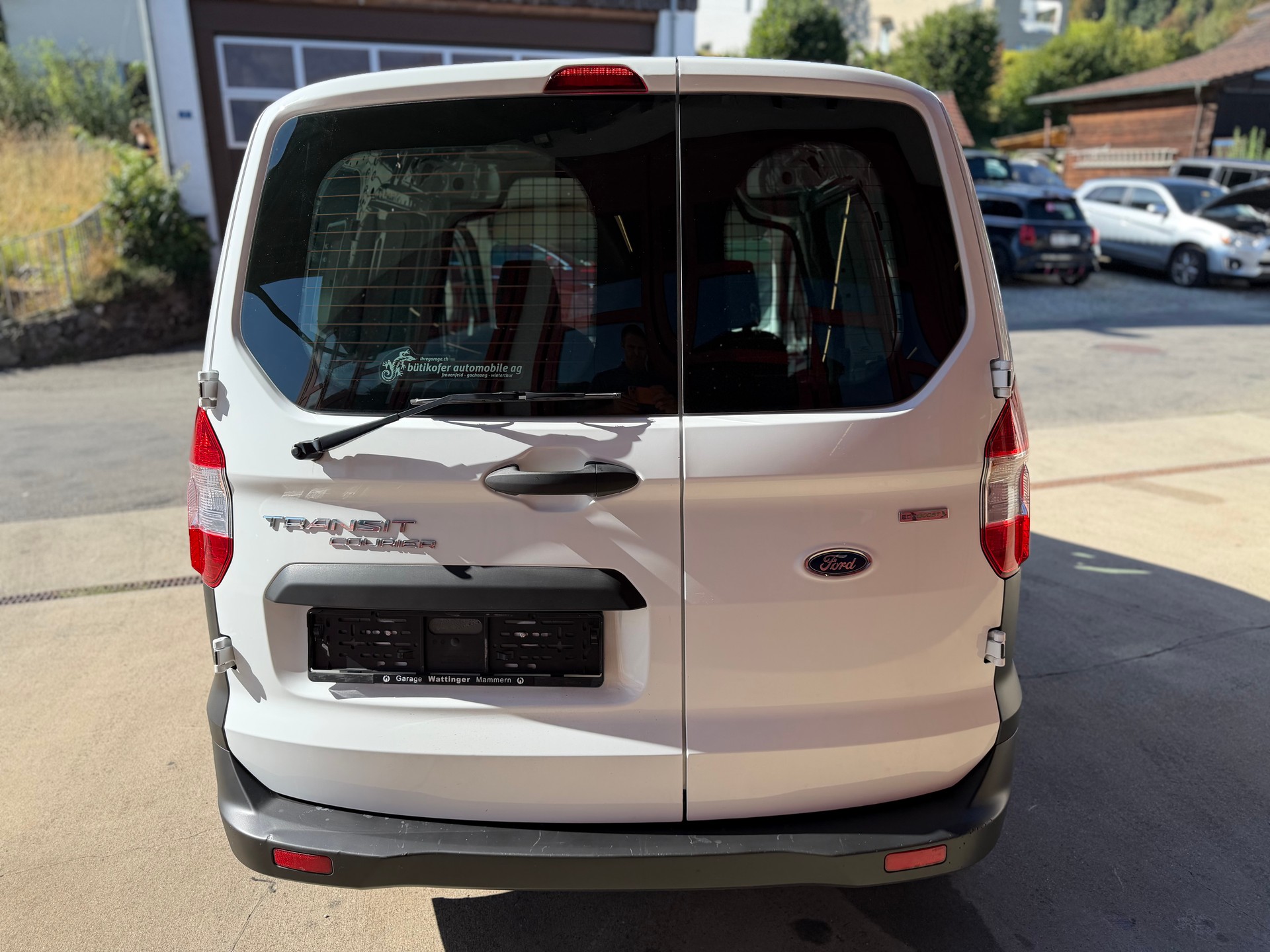 FORD Transit Courier Van 1.0 EcoBoost Trend-image-5