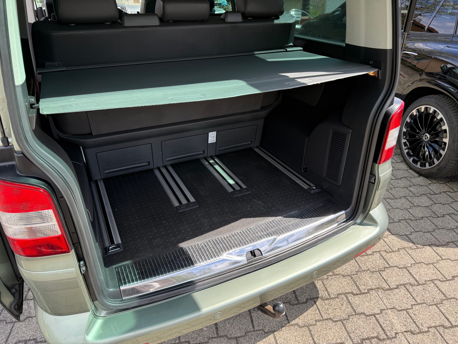 VW 2.5 TDI 174 Highline-image-9