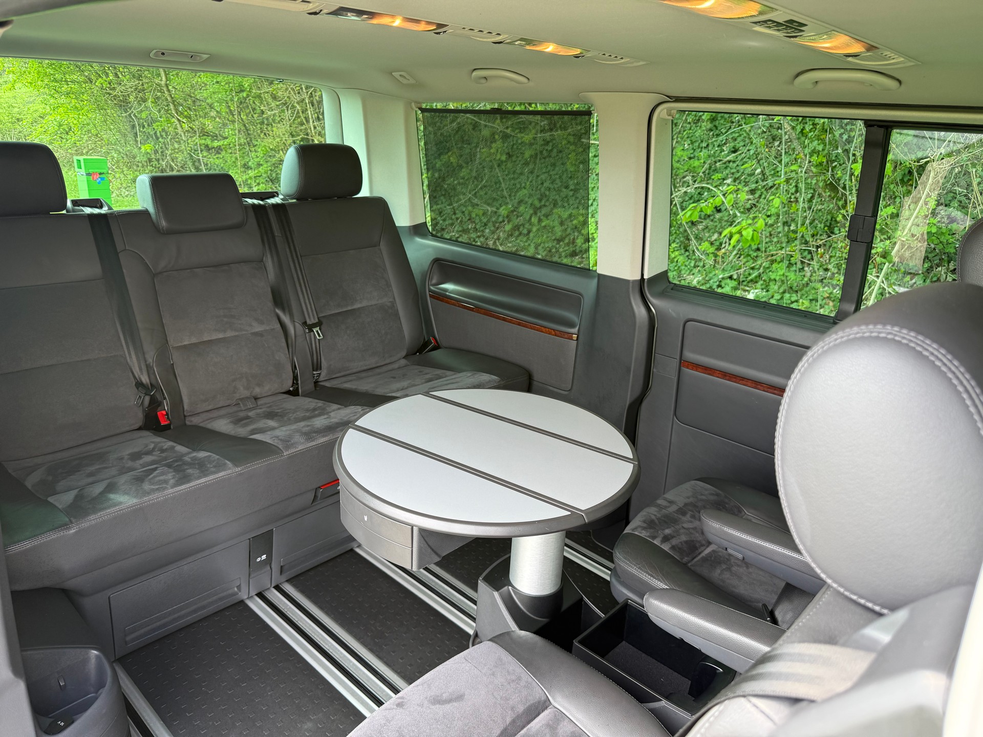 VW 2.5 TDI 174 Highline-image-10