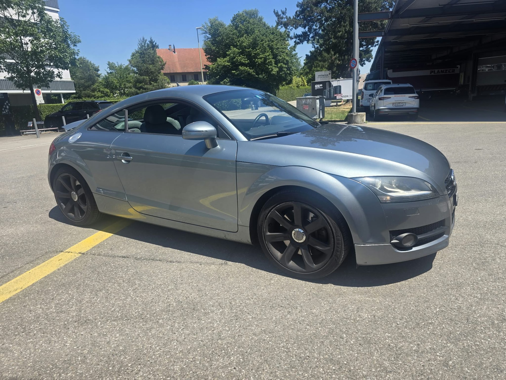 AUDI TT Coupé 3.2 quattro-image-2