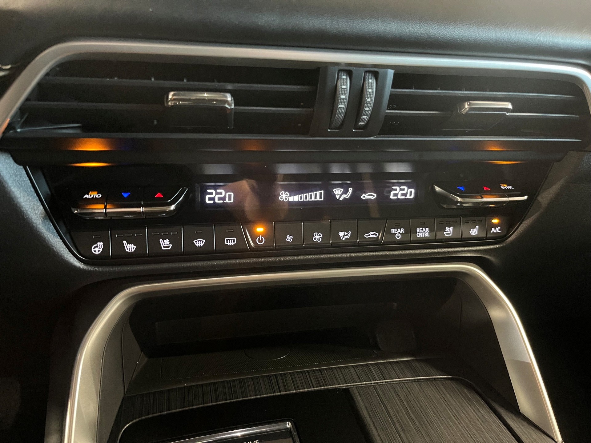 MAZDA CX-80 e-Skyactiv D254 MHEV AWD Homura Plus-image-9