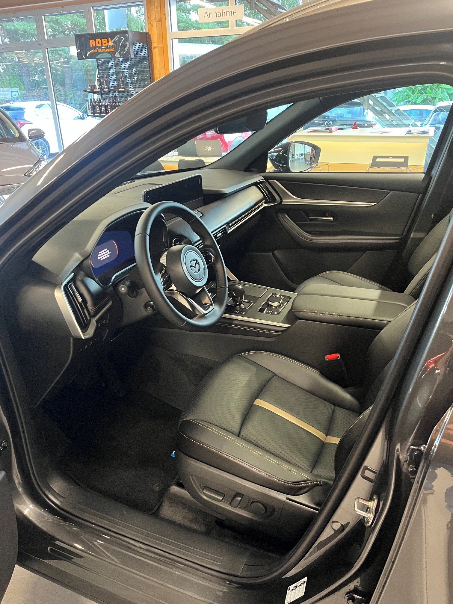MAZDA CX-80 e-Skyactiv D254 MHEV AWD Homura Plus-image-5