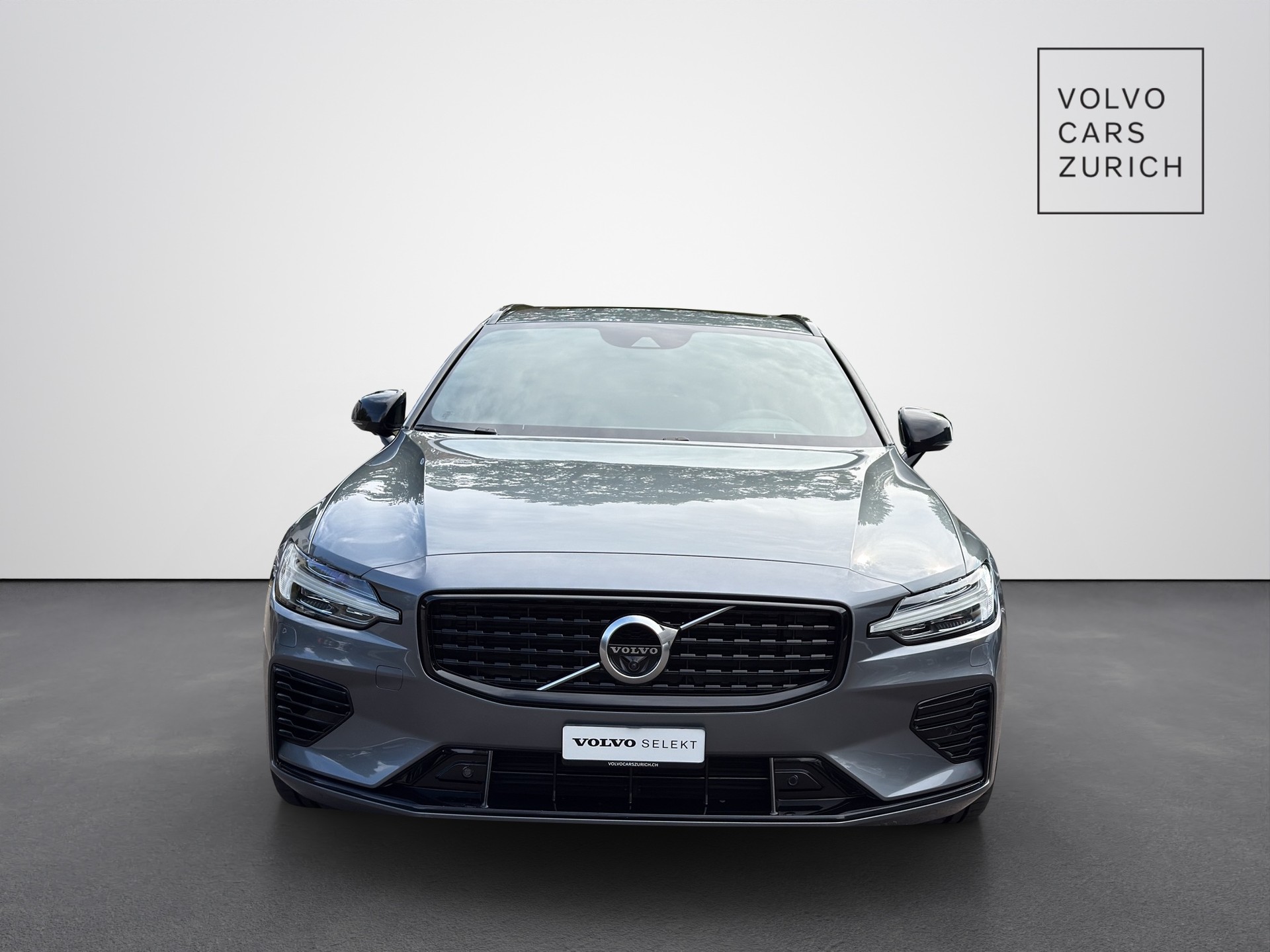 VOLVO V60 2.0 T6 TE R-Design eAWD-image-4