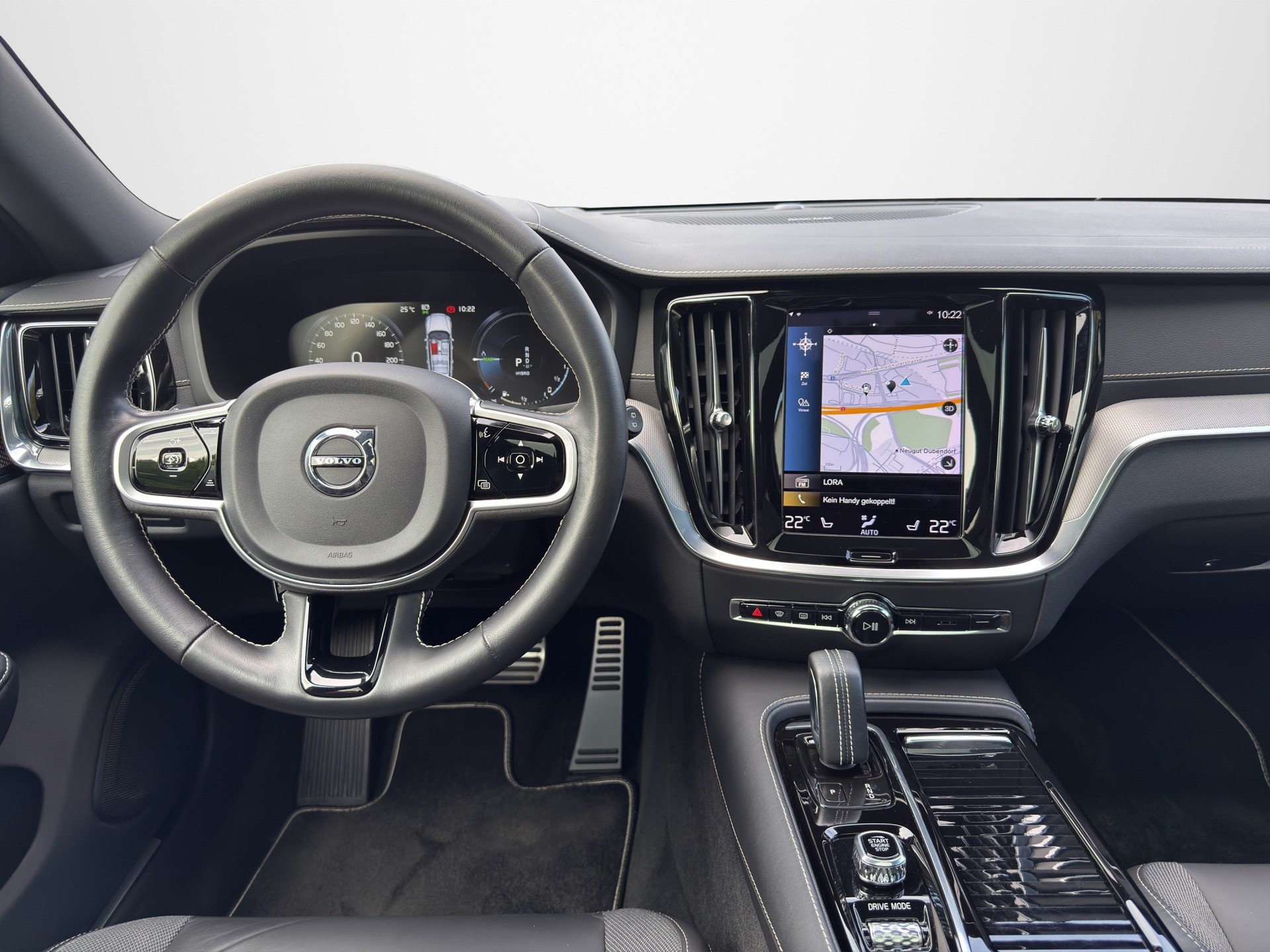 VOLVO V60 2.0 T6 TE R-Design eAWD-image-10