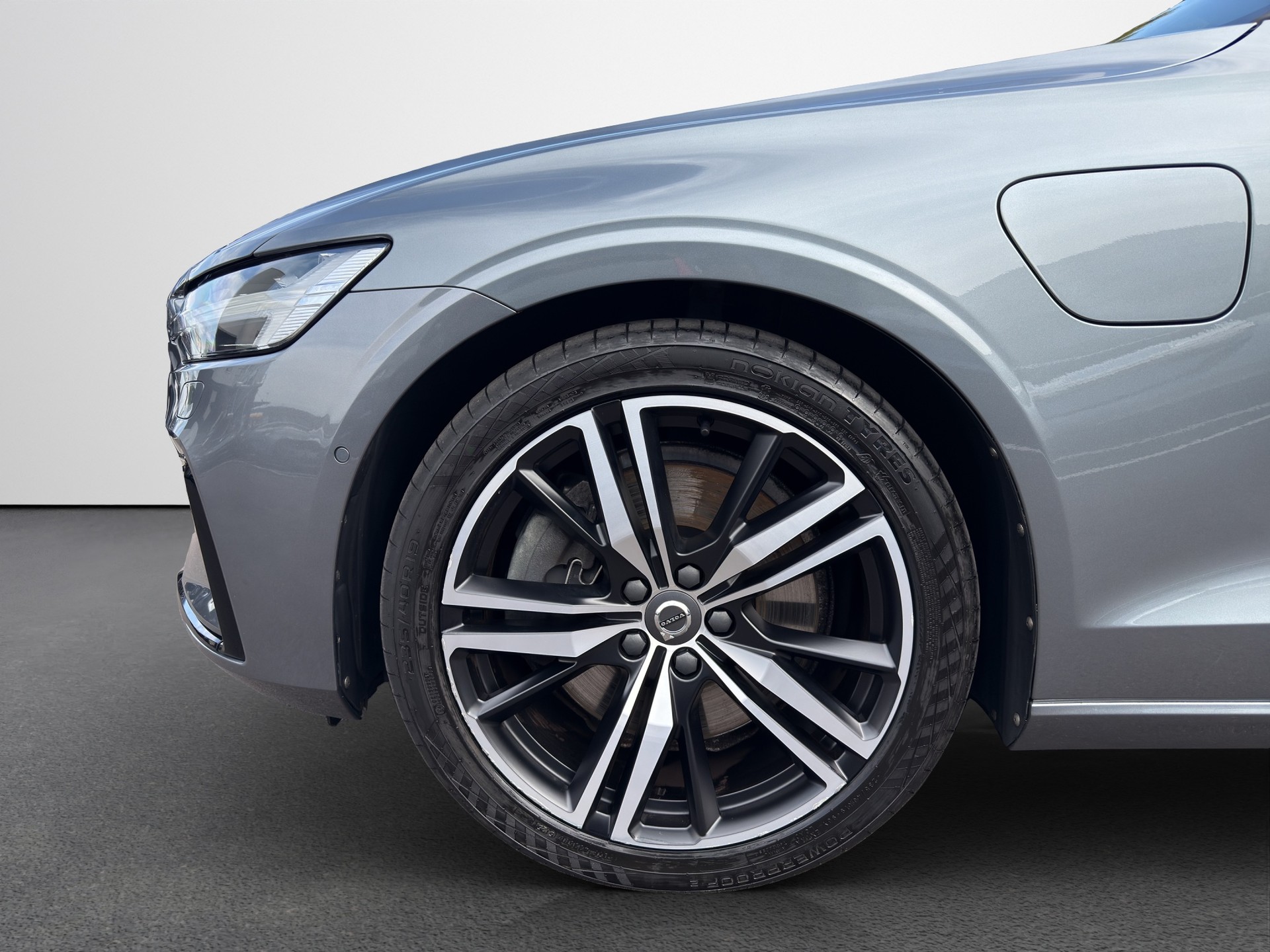 VOLVO V60 2.0 T6 TE R-Design eAWD-image-6