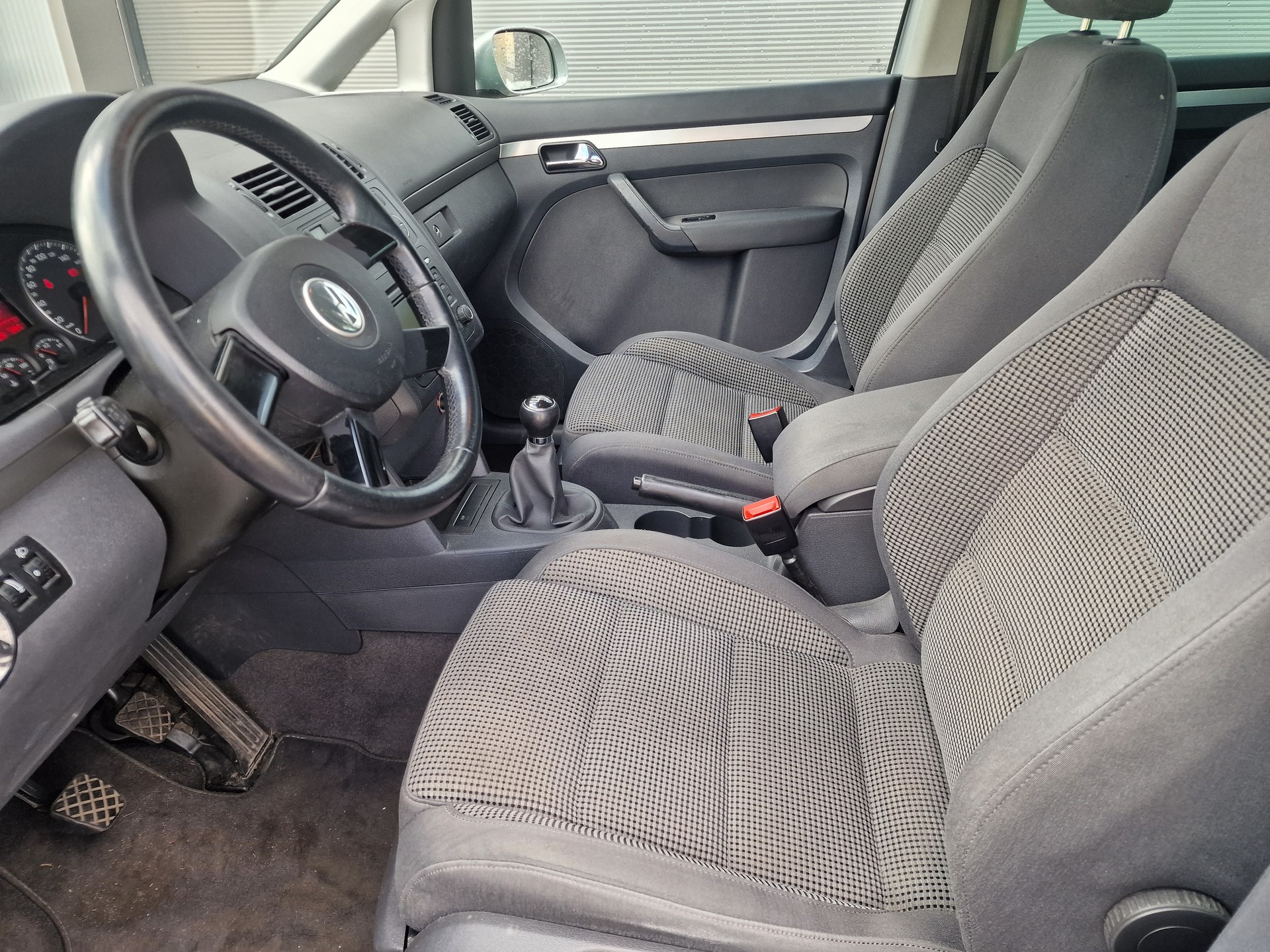 SEAT Leon 1.6 Reference-image-4