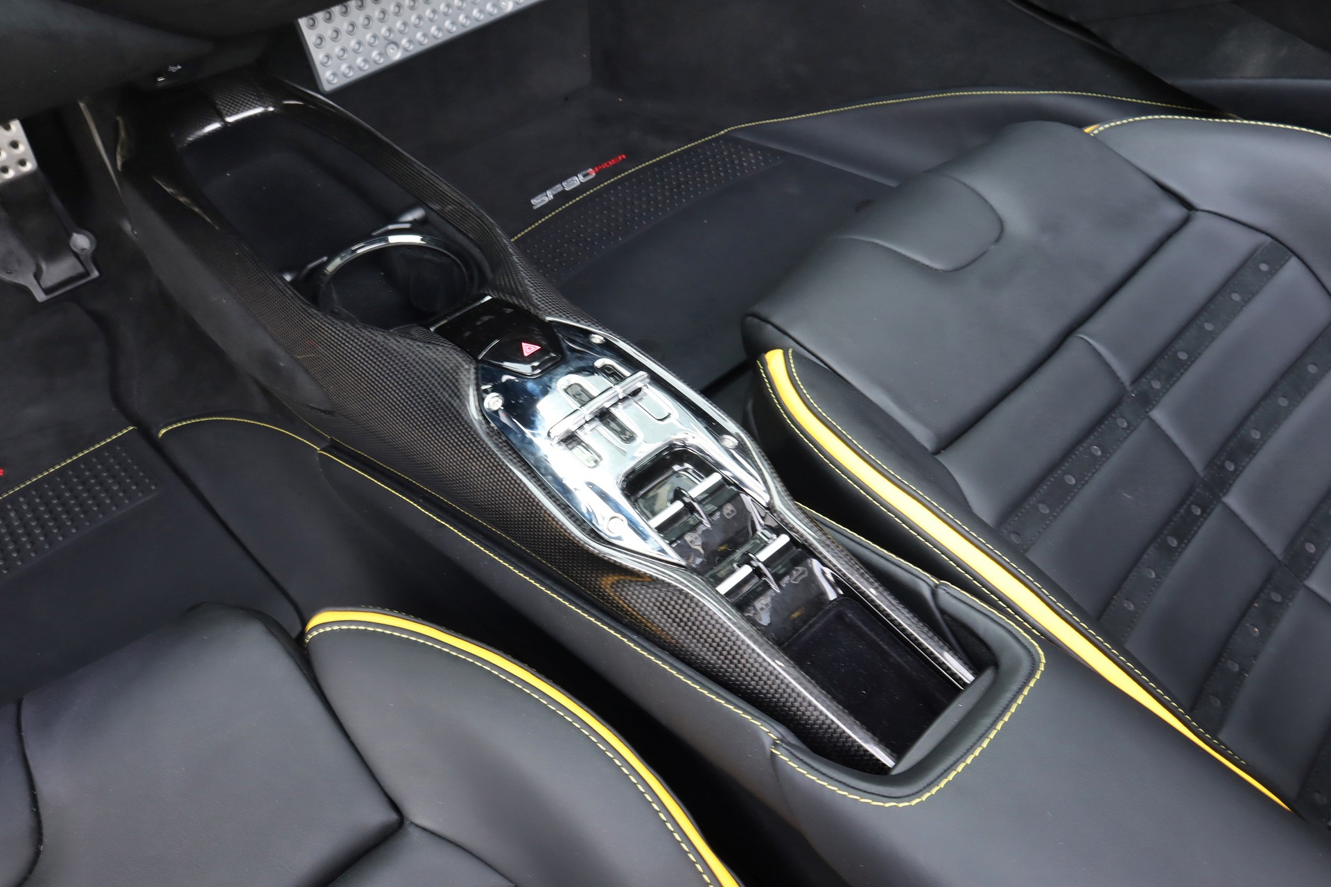 FERRARI SF90 Spider-image-14