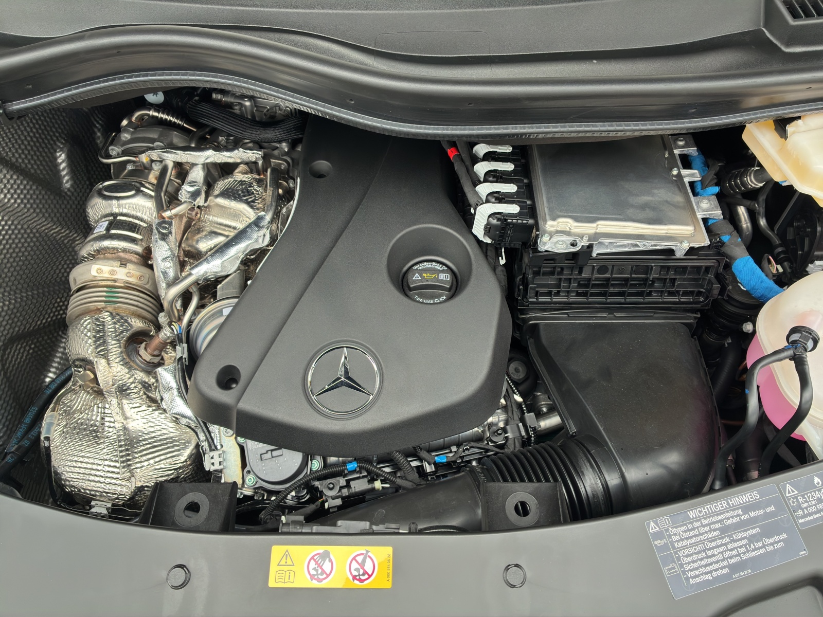 MERCEDES-BENZ Vito 124 CDI Lang Tourer 9G-Tronic Select-image-11