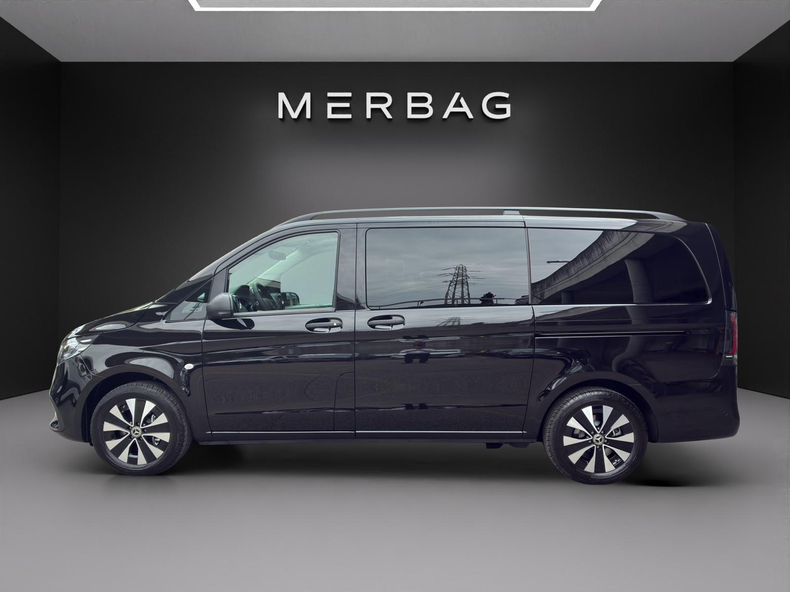 MERCEDES-BENZ Vito 124 CDI Lang Tourer 9G-Tronic Select-image-2