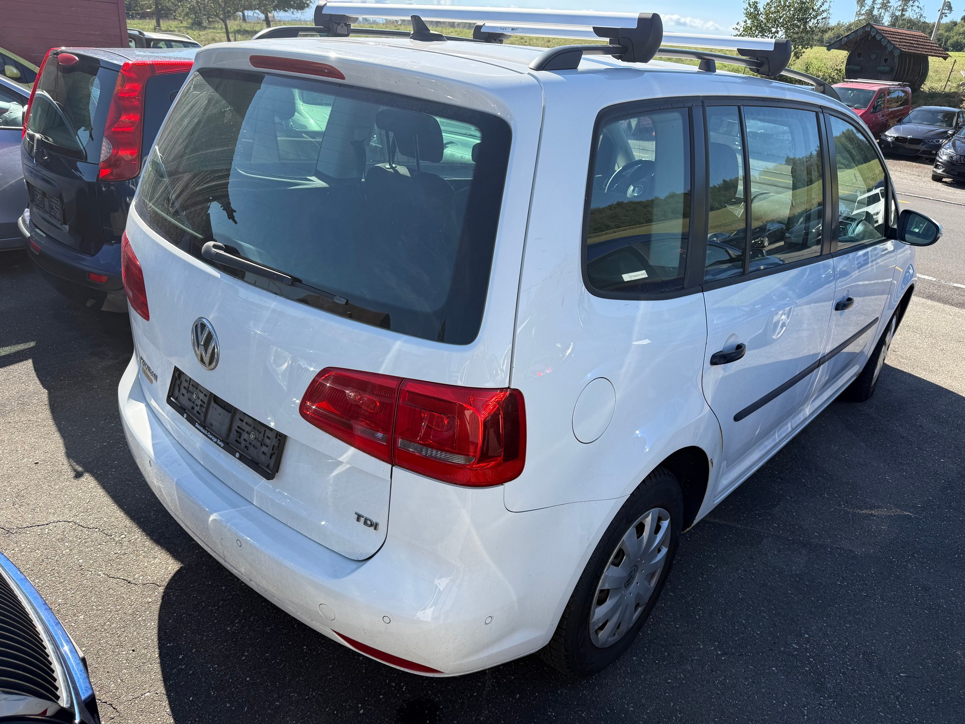 VW Touran 1.6 TDI Highline DSG-image-5