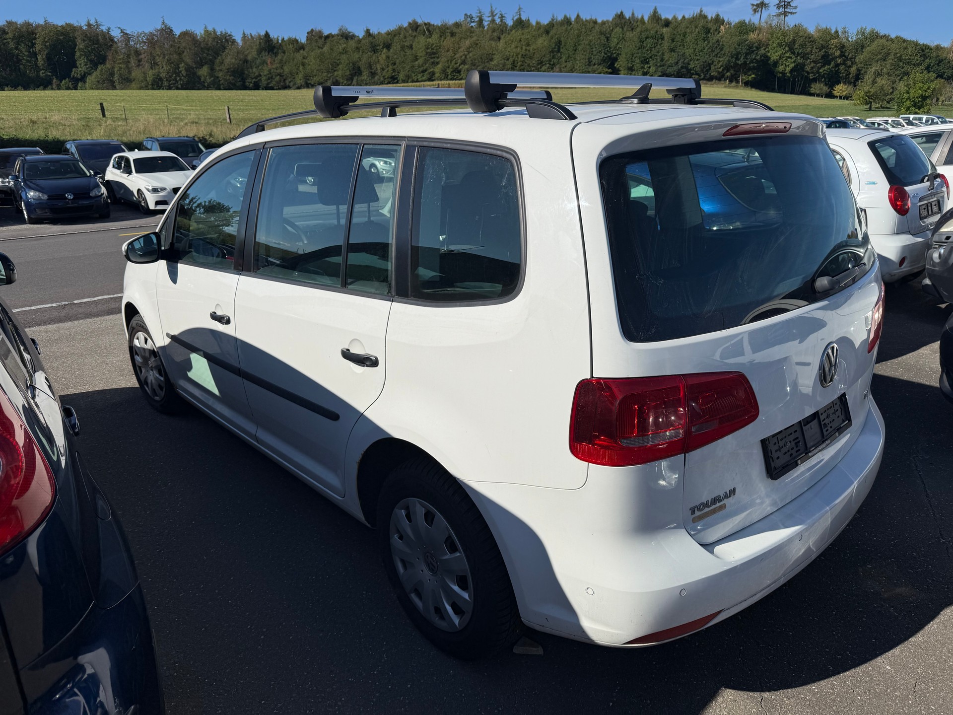 VW Touran 1.6 TDI Highline DSG-image-4