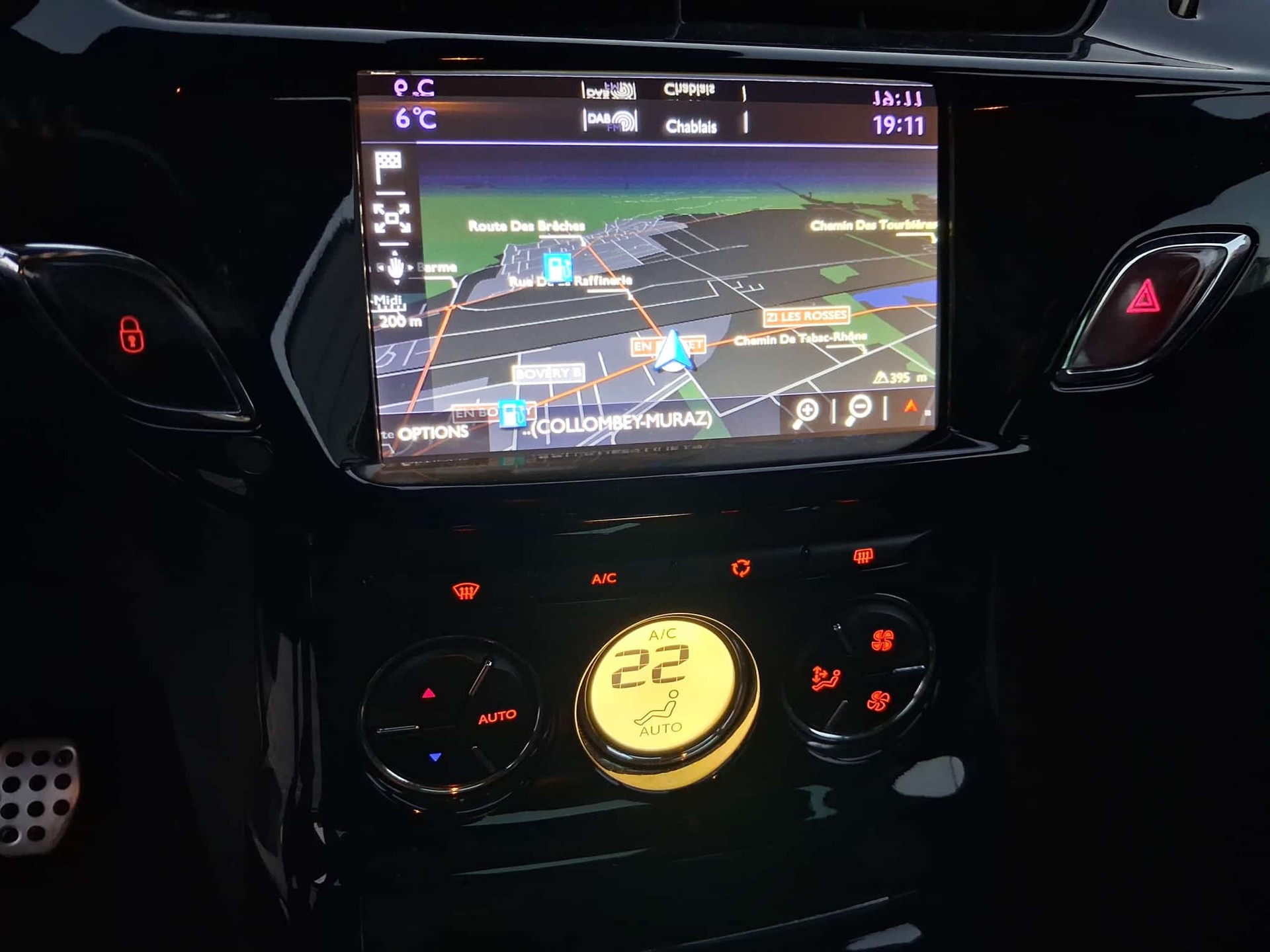 DS AUTOMOBILES DS 3 1.2 THP STT-image-10
