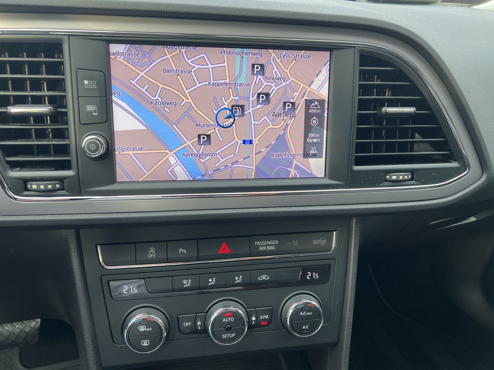 SEAT Leon ST 1.4 TSI ACT Style DSG-image-12