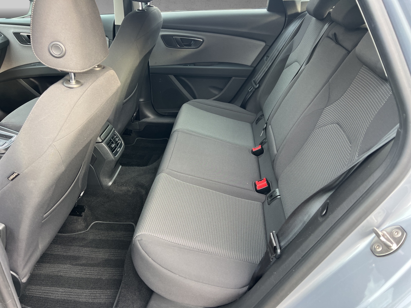 SEAT Leon ST 1.4 TSI ACT Style DSG-image-8