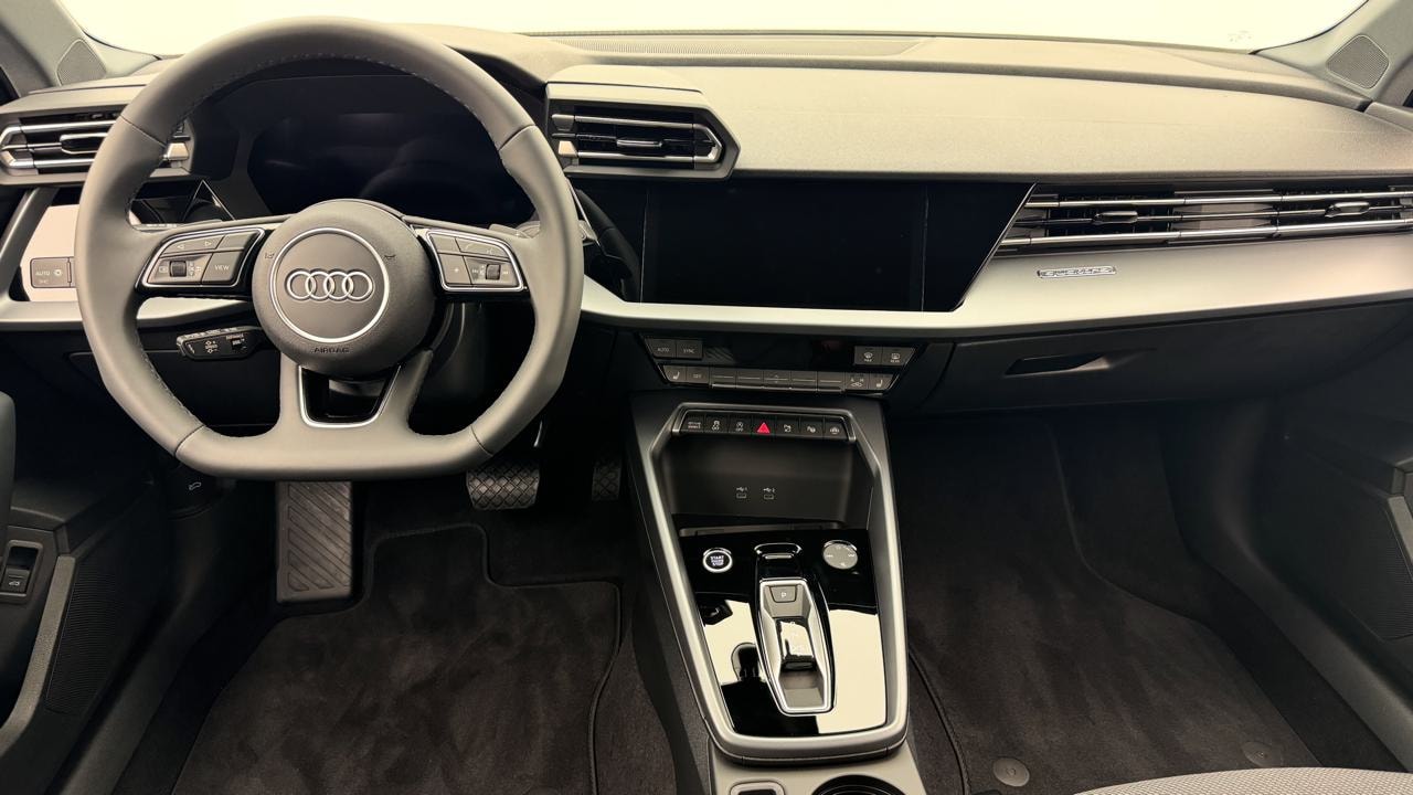 AUDI A3 allstreet 40 TFSI S-tronic quatttro-image-5