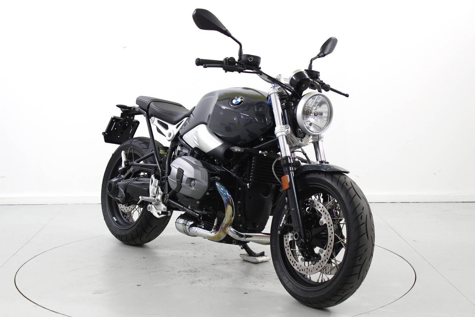 BMW R 1200 NineT Pure ABS-showroom-element-1