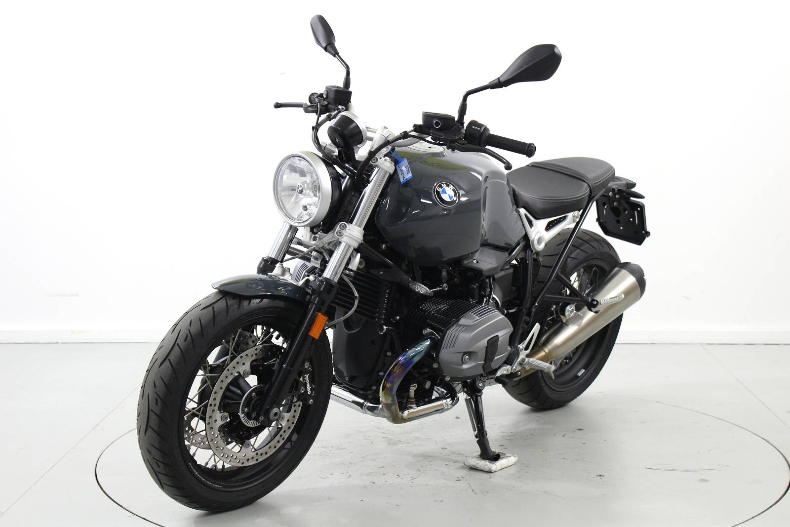 BMW R 1200 NineT Pure ABS-showroom-element-2