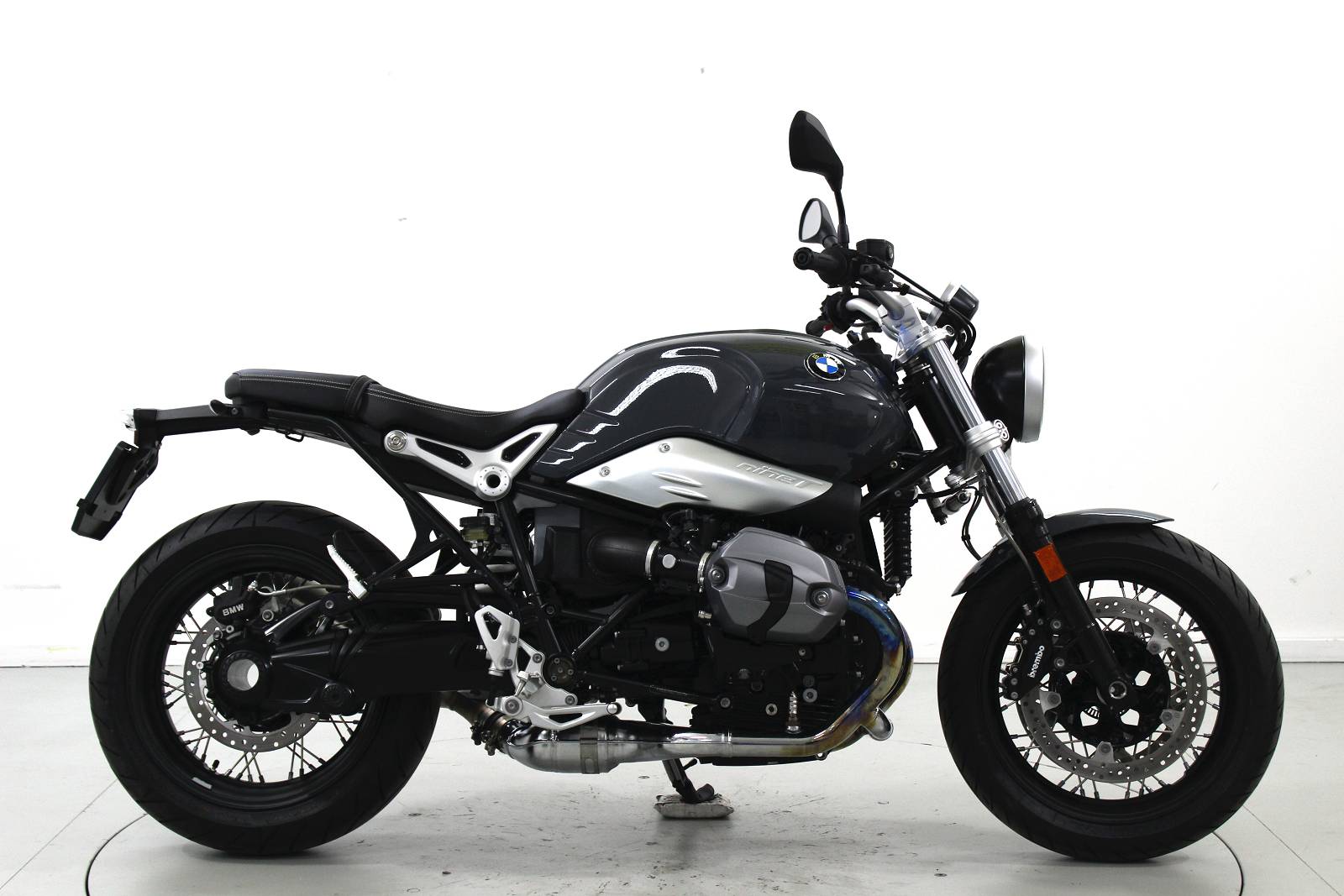 BMW R 1200 NineT Pure ABS-showroom-element-3