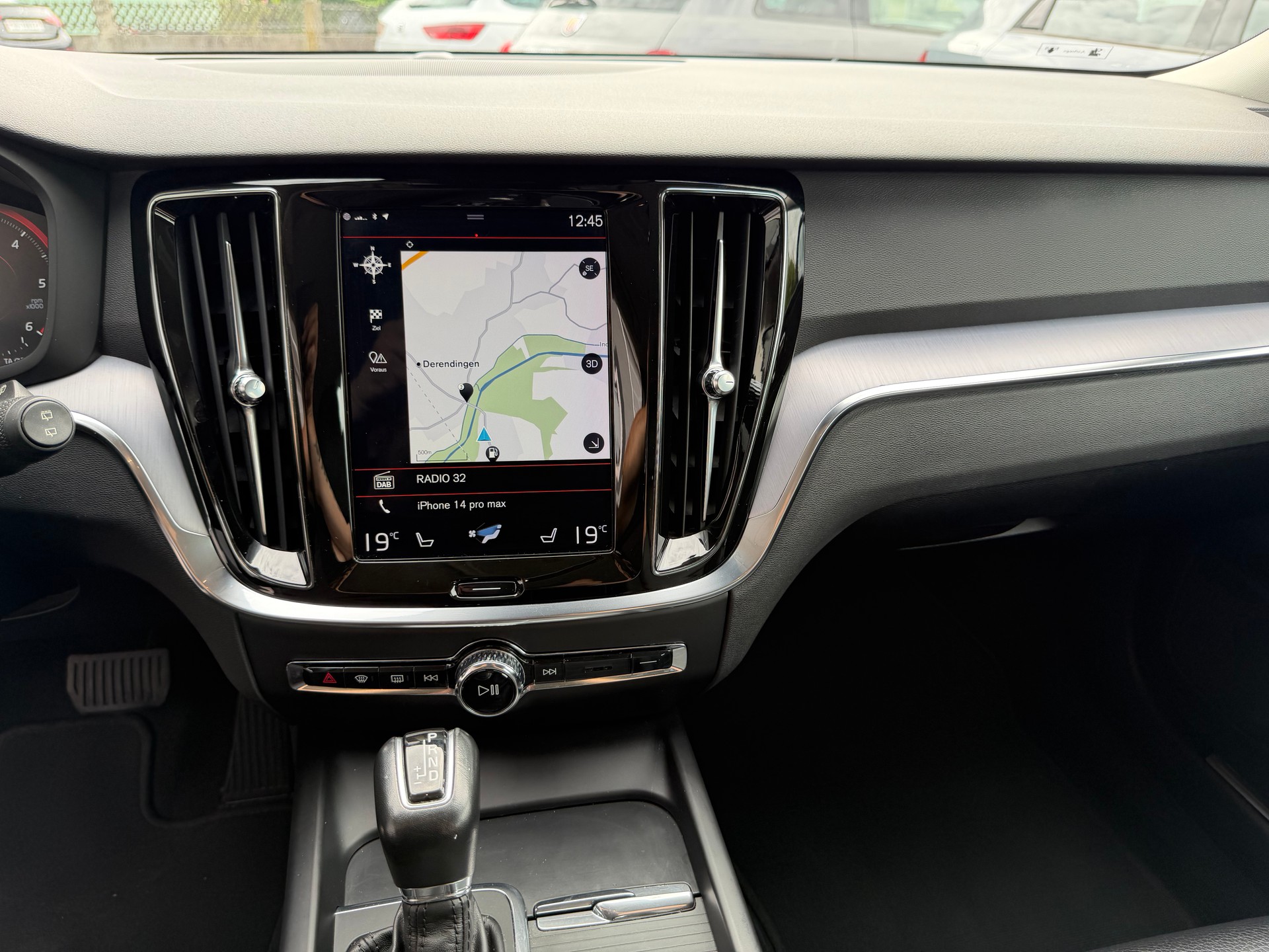 VOLVO V60 D4 Inscription Geartronic-image-14
