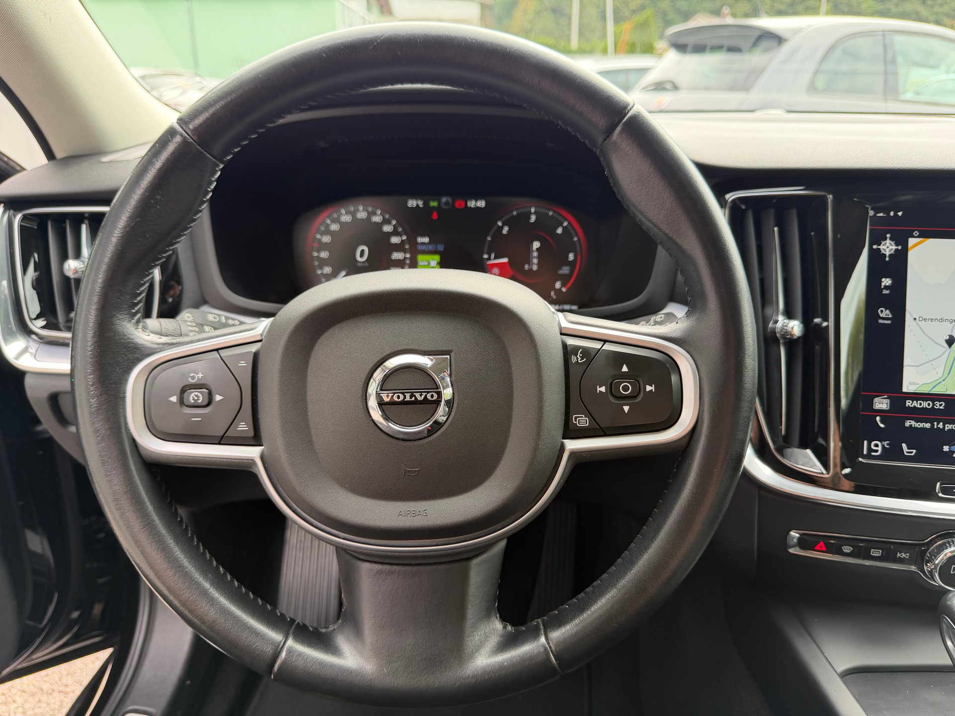 VOLVO V60 D4 Inscription Geartronic-image-13