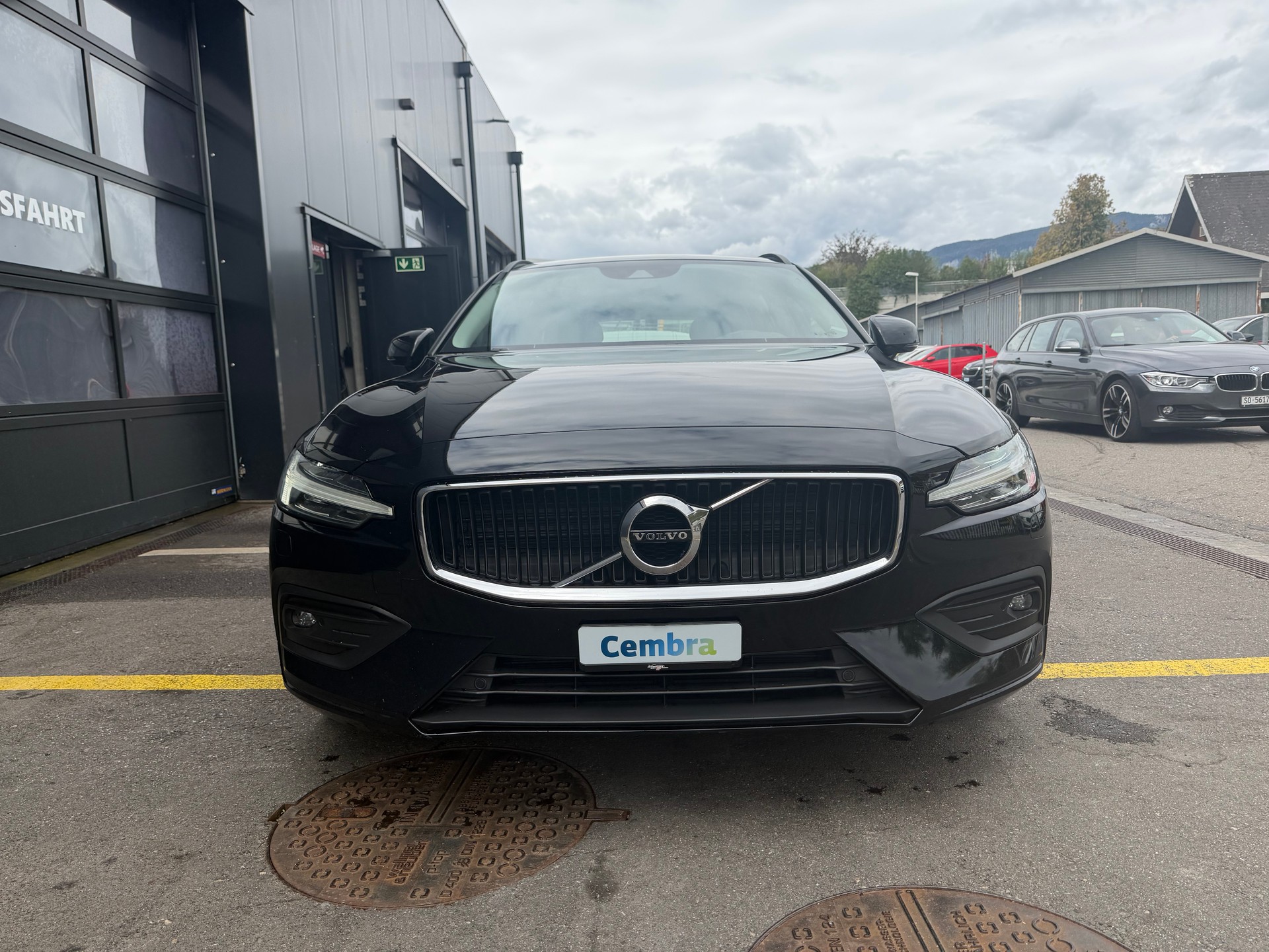 VOLVO V60 D4 Inscription Geartronic-image-1