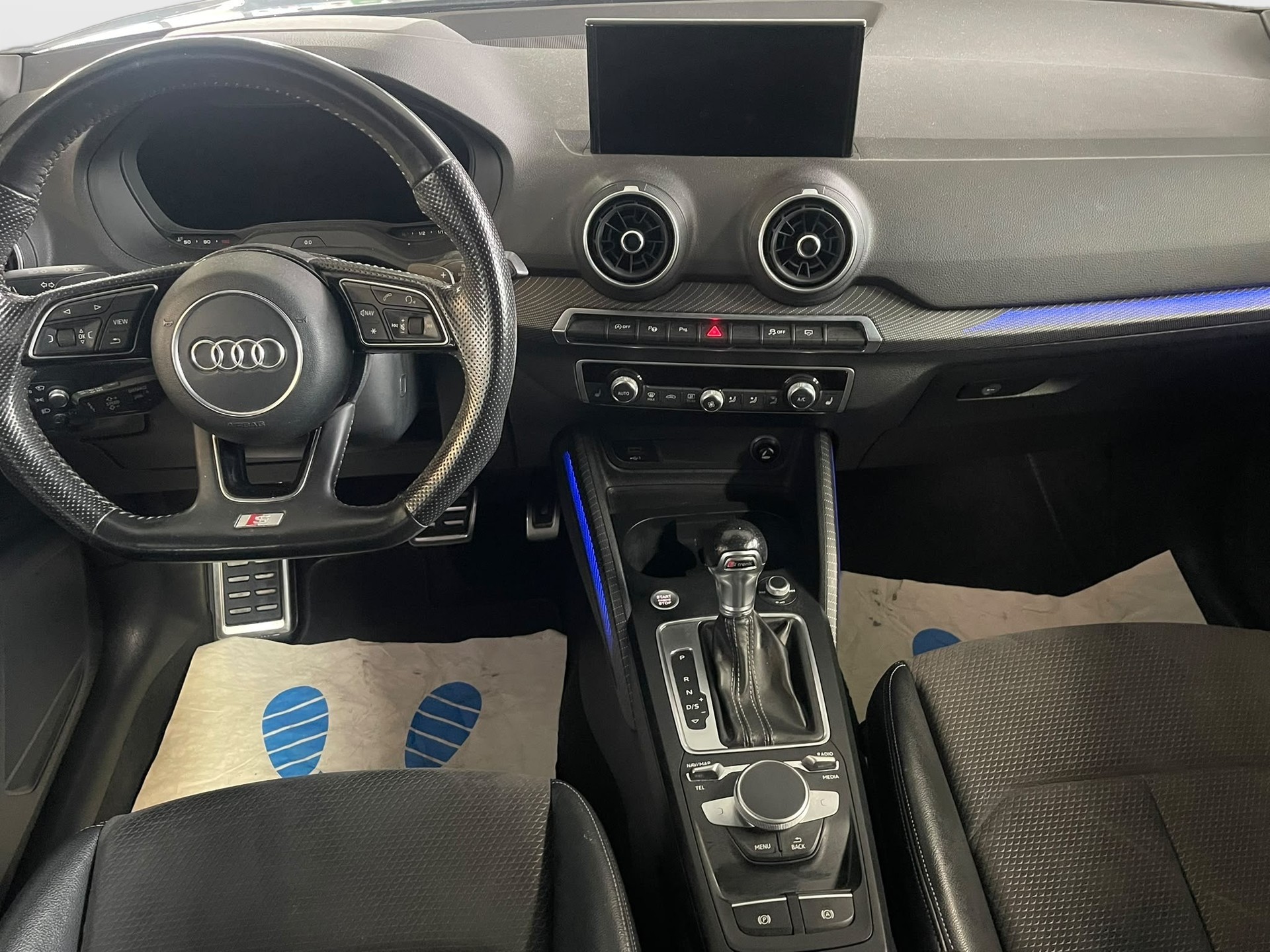 AUDI Q2 1.4 TFSI sport S-tronic | CH-Auto | Frisch MFK | Pano Dach | Virtual Cockpit | S-Line Paket-image-11