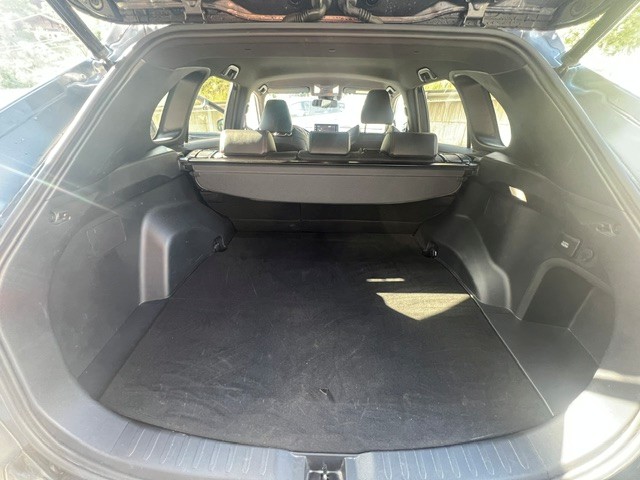SUZUKI Across 2.5 Plug-in-Hybrid Compact Top E-CVT-image-12