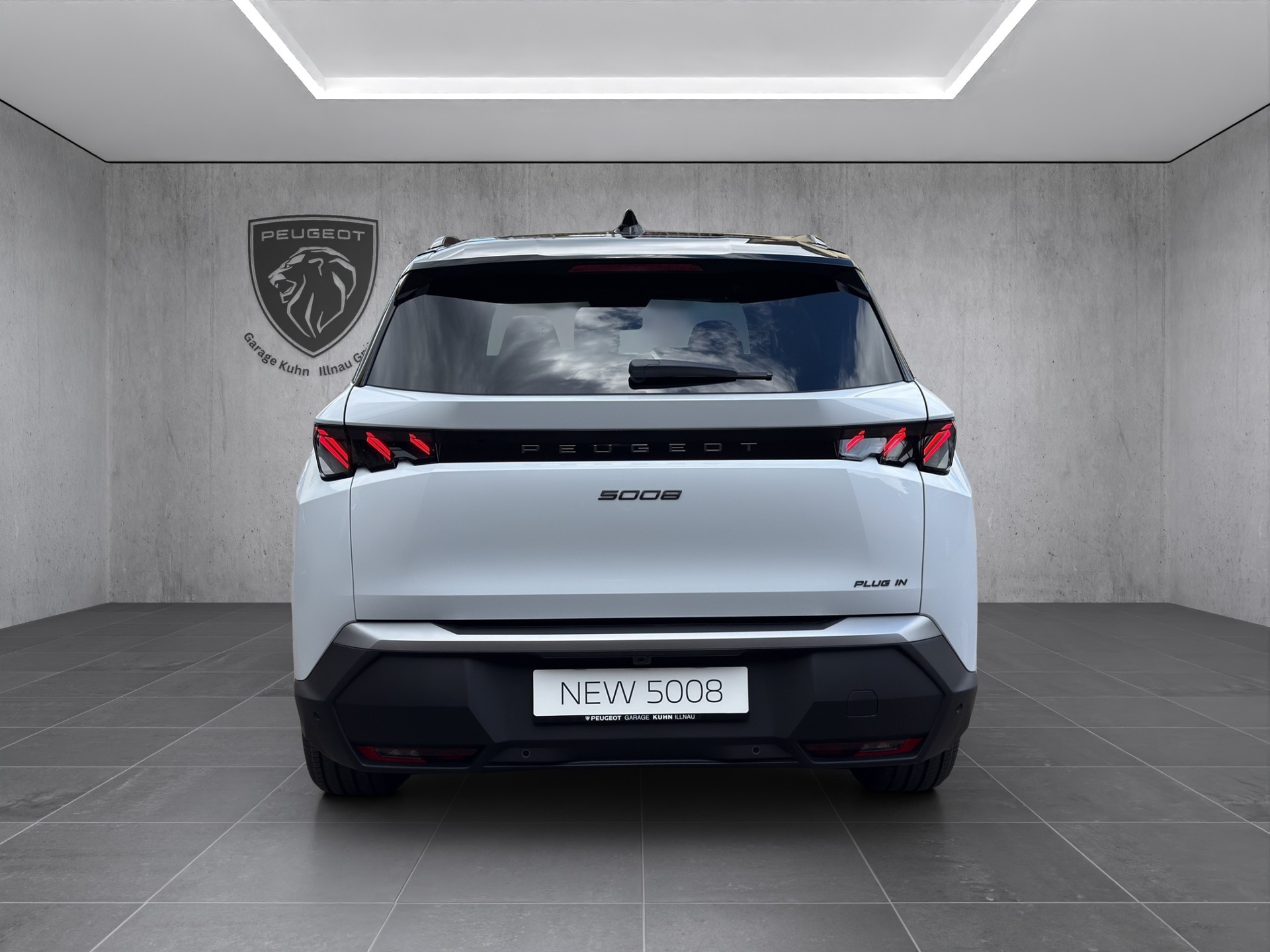 PEUGEOT 5008 1.6 PHEV 225 GT Exclusive-image-5