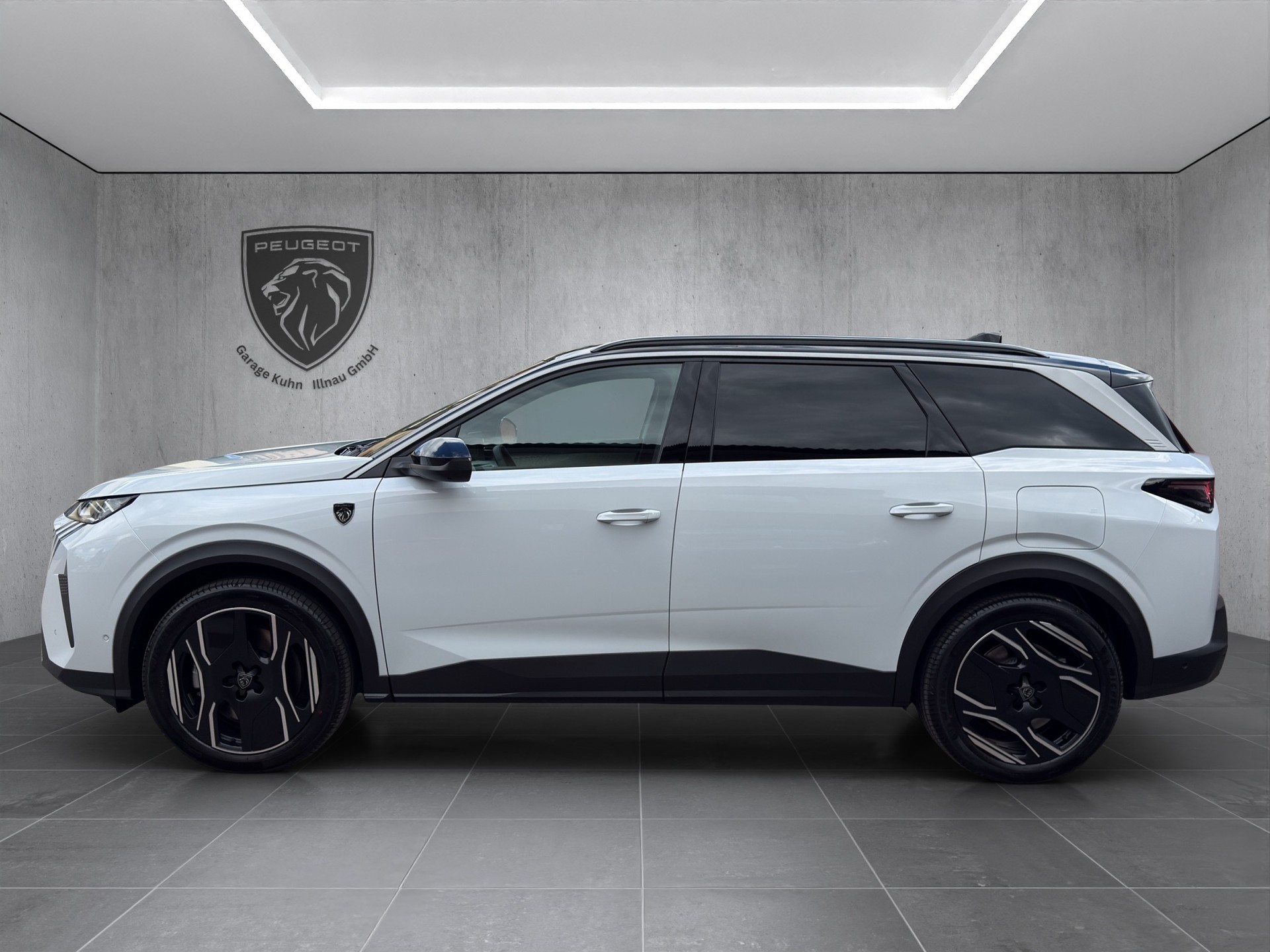 PEUGEOT 5008 1.6 PHEV 225 GT Exclusive-image-7