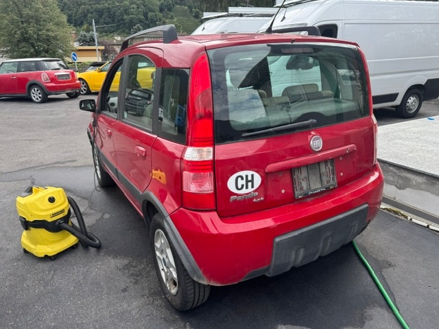 FIAT Panda 1.2 Climbing 4x4-image-3