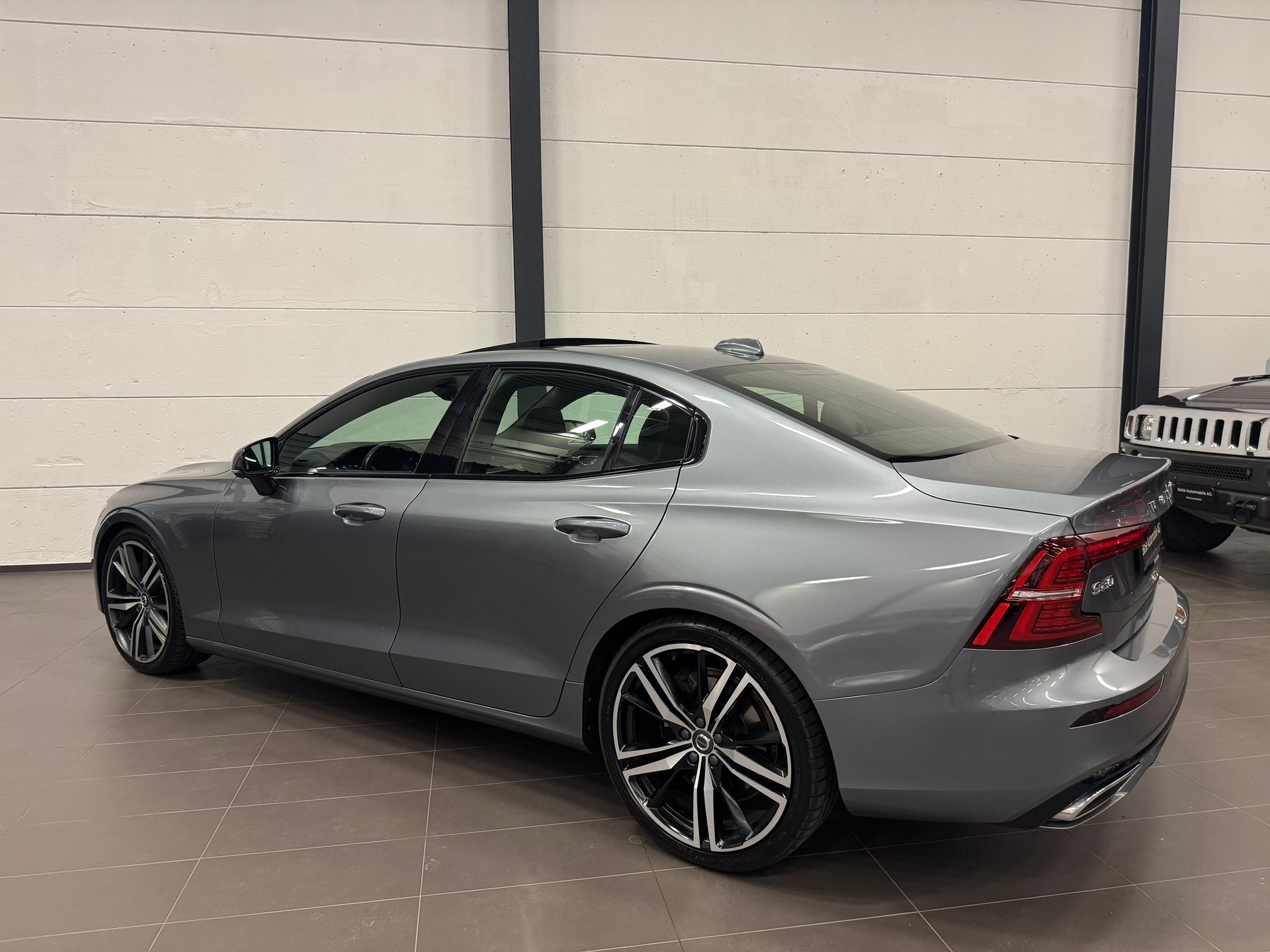 VOLVO S60 T5 R-Design Geartronic-image-11