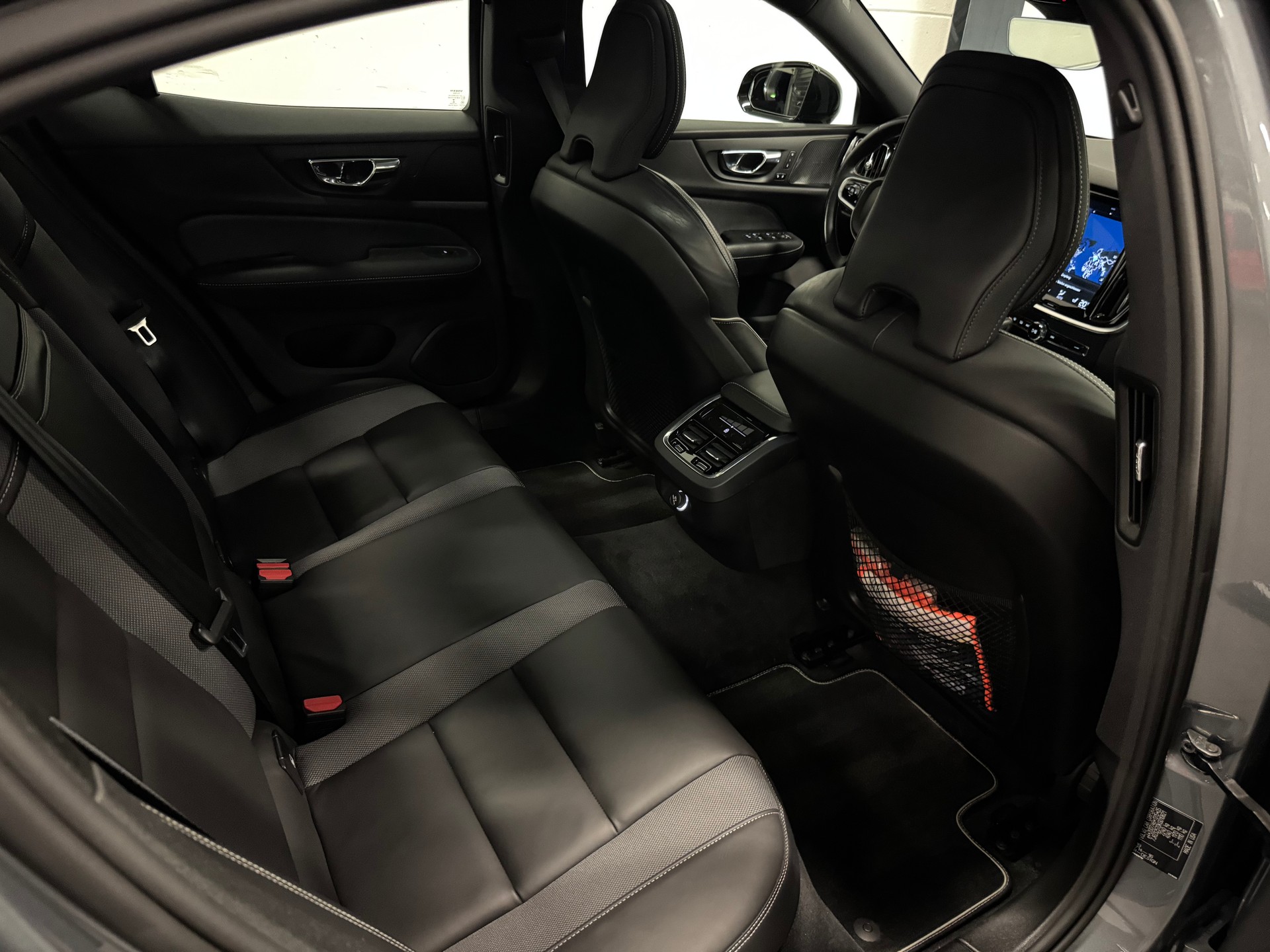 VOLVO S60 T5 R-Design Geartronic-image-21