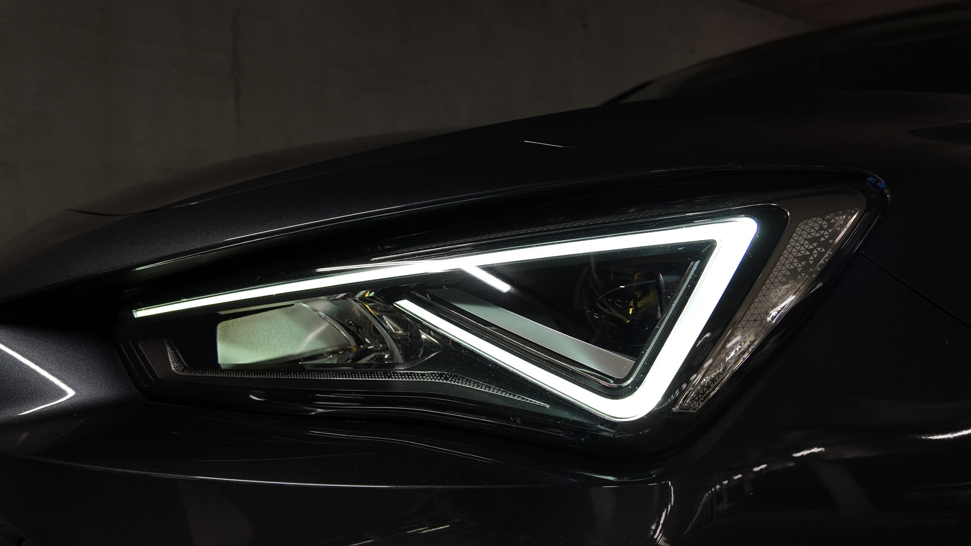 CUPRA Formentor 1.5 TSI DSG-image-6