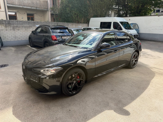 ALFA ROMEO Giulia 2.0 Veloce Q4 A-image-1
