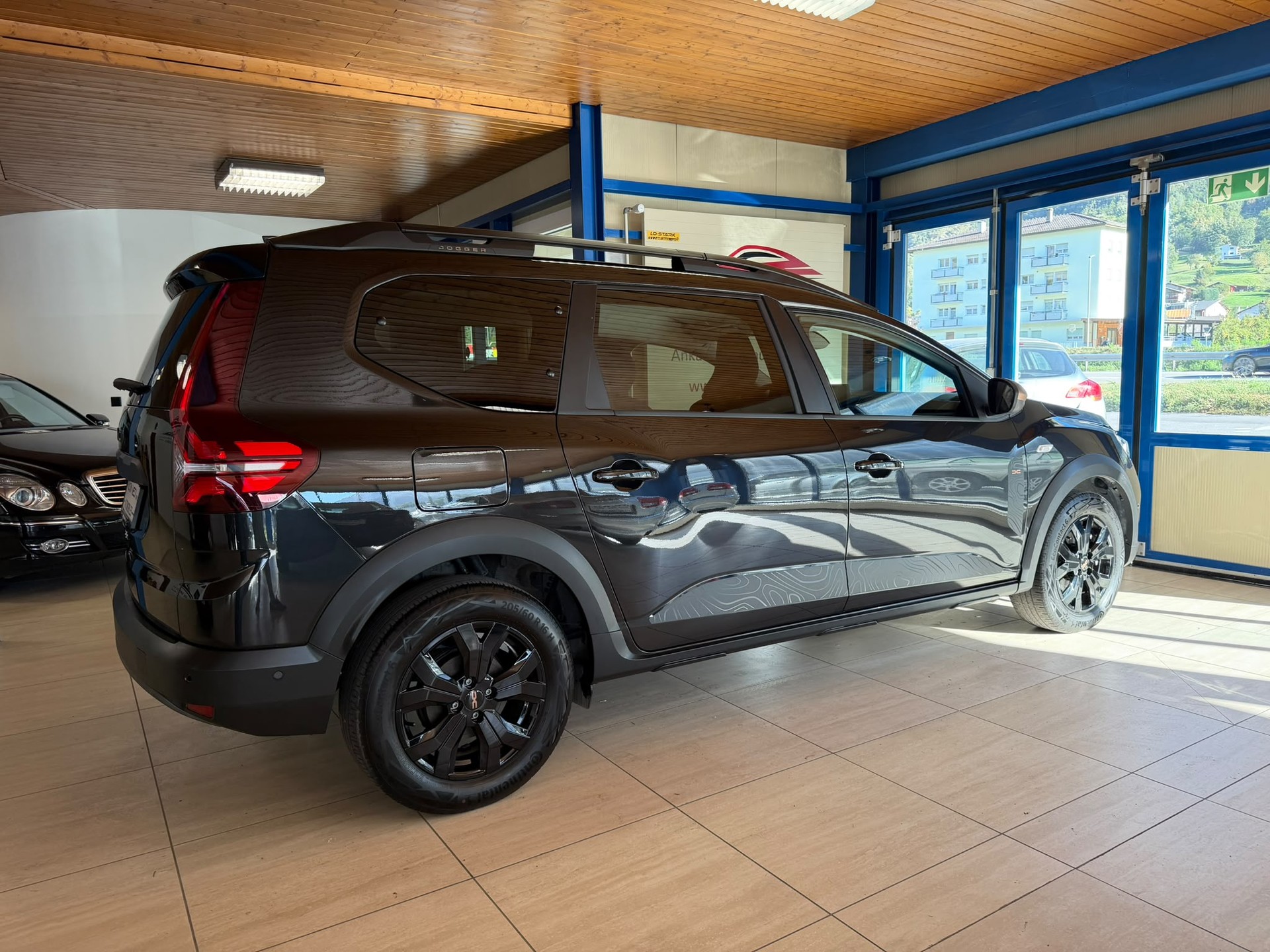 DACIA Jogger HEV 140 Expression-image-10