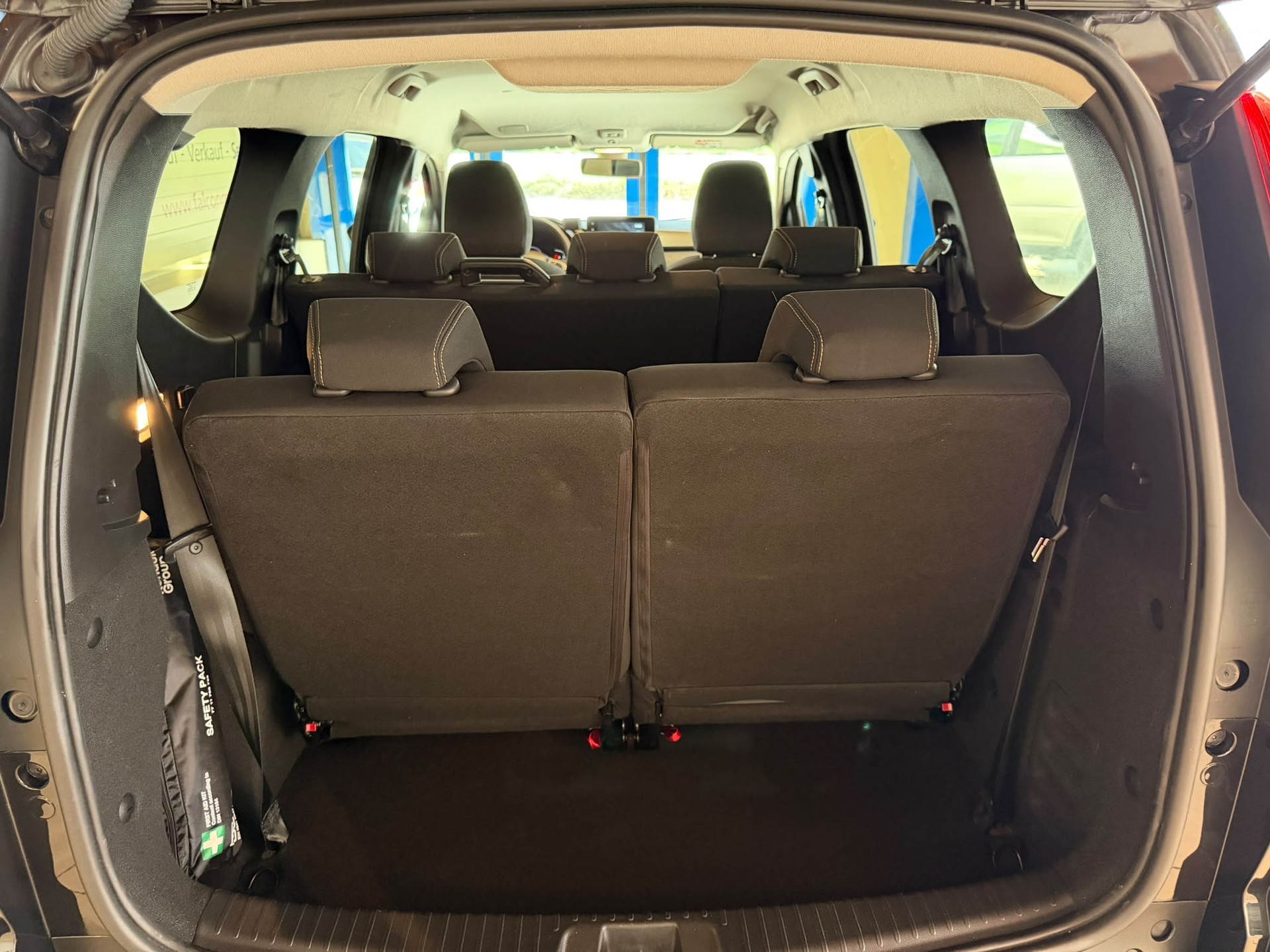 DACIA Jogger HEV 140 Expression-image-21